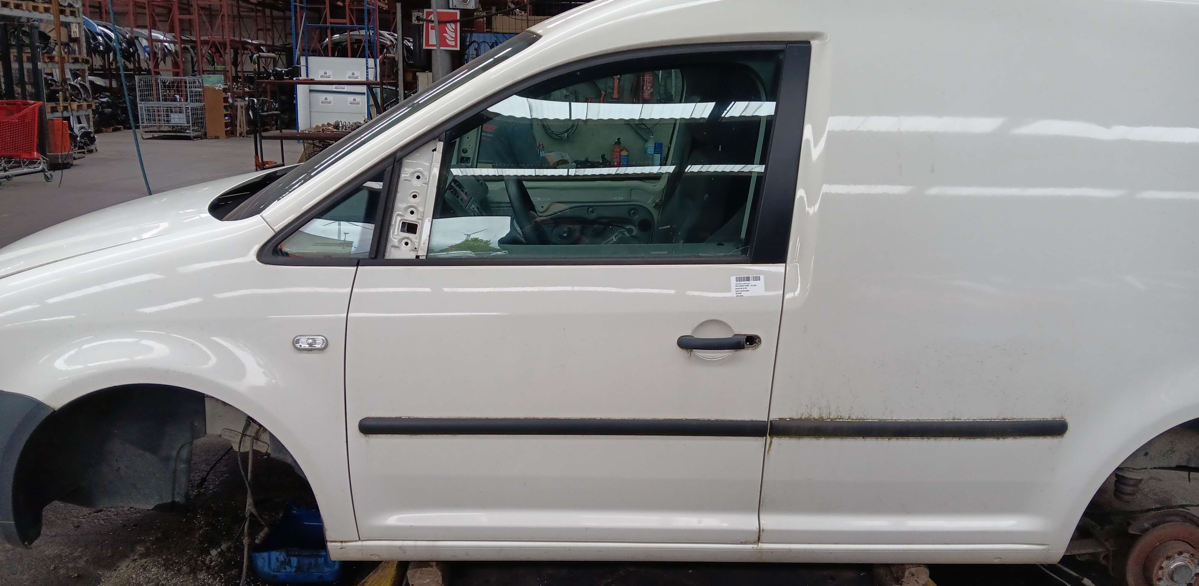 Deur links voor Vw Caddy