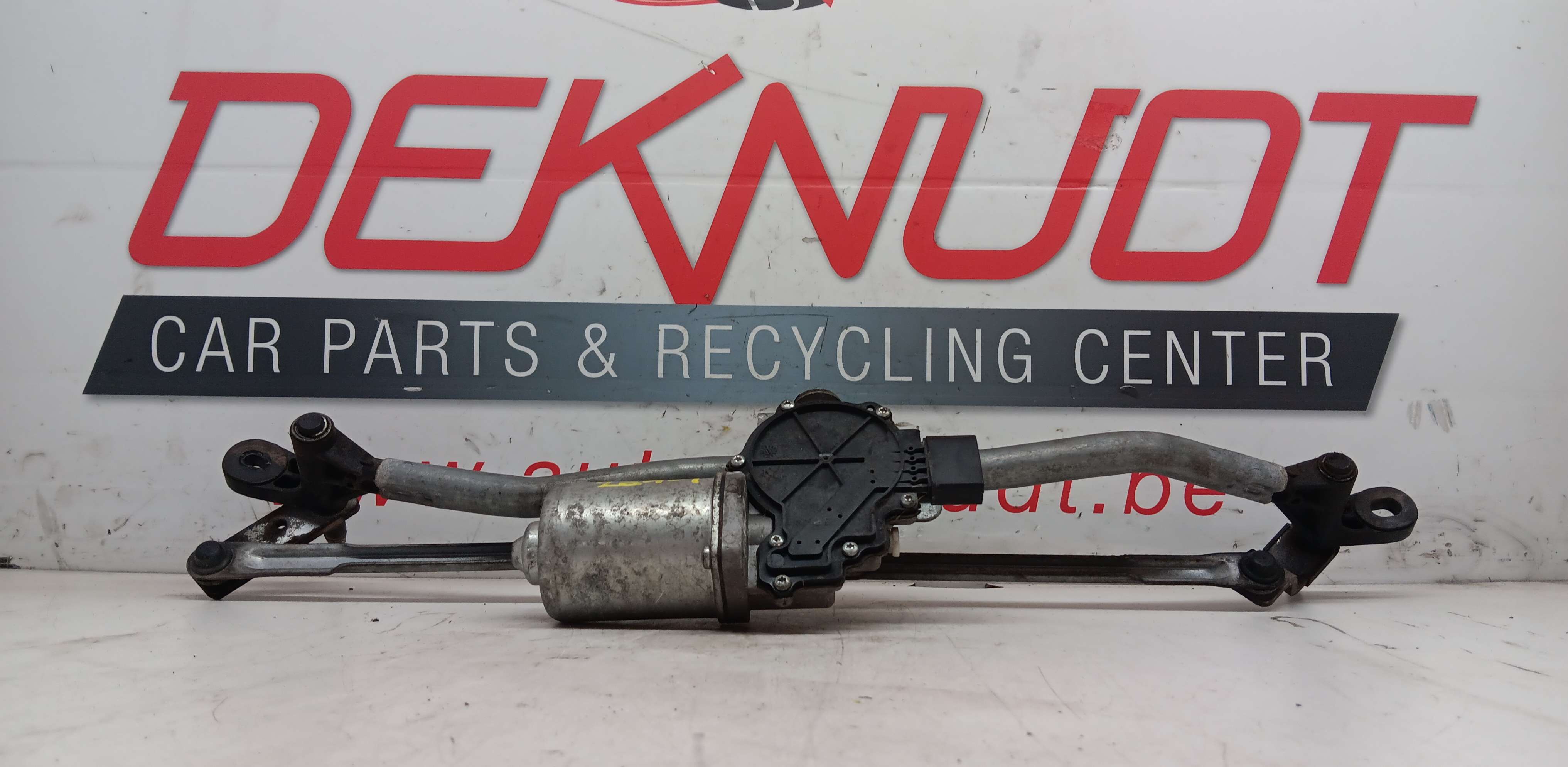 Moteur essui glace avant Skoda Fabia
