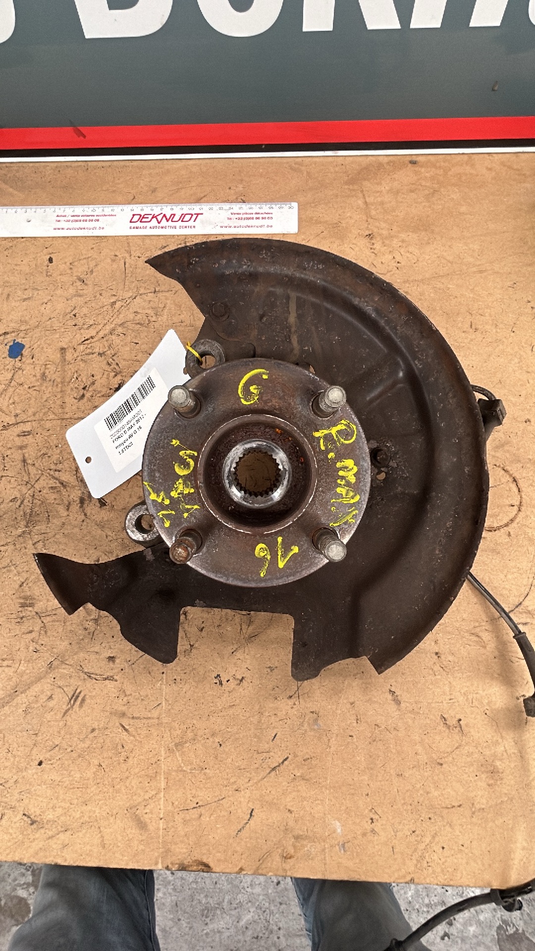 Fusee links voor Ford B-Max