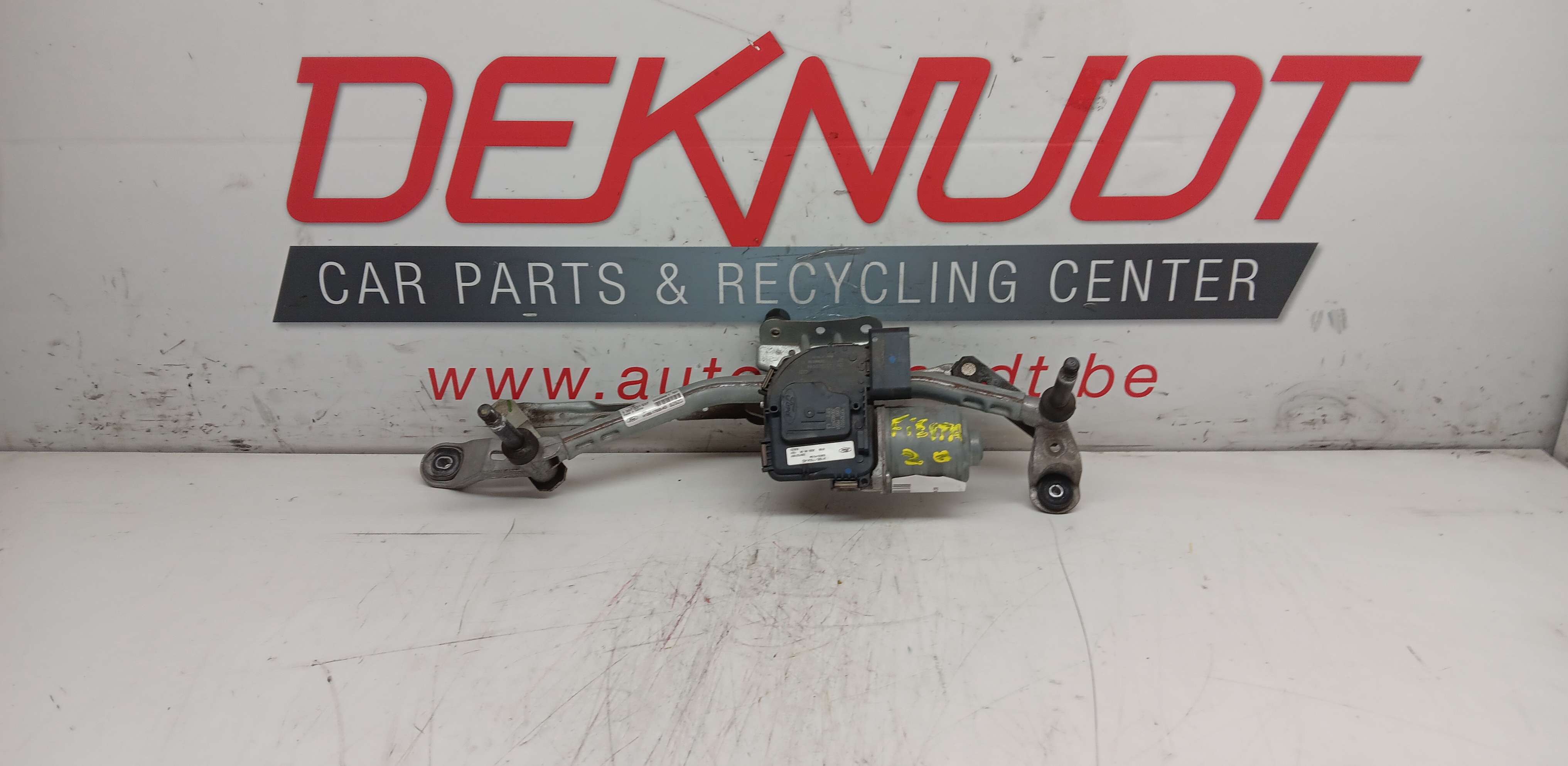 Moteur essui glace avant Ford Fiesta