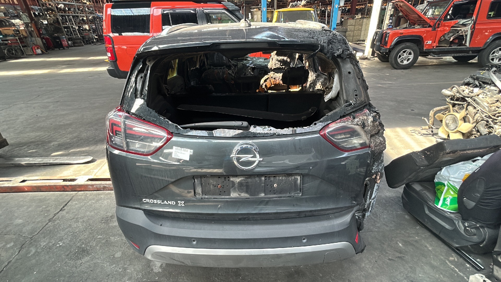Achterklep Opel CROSSLAND X