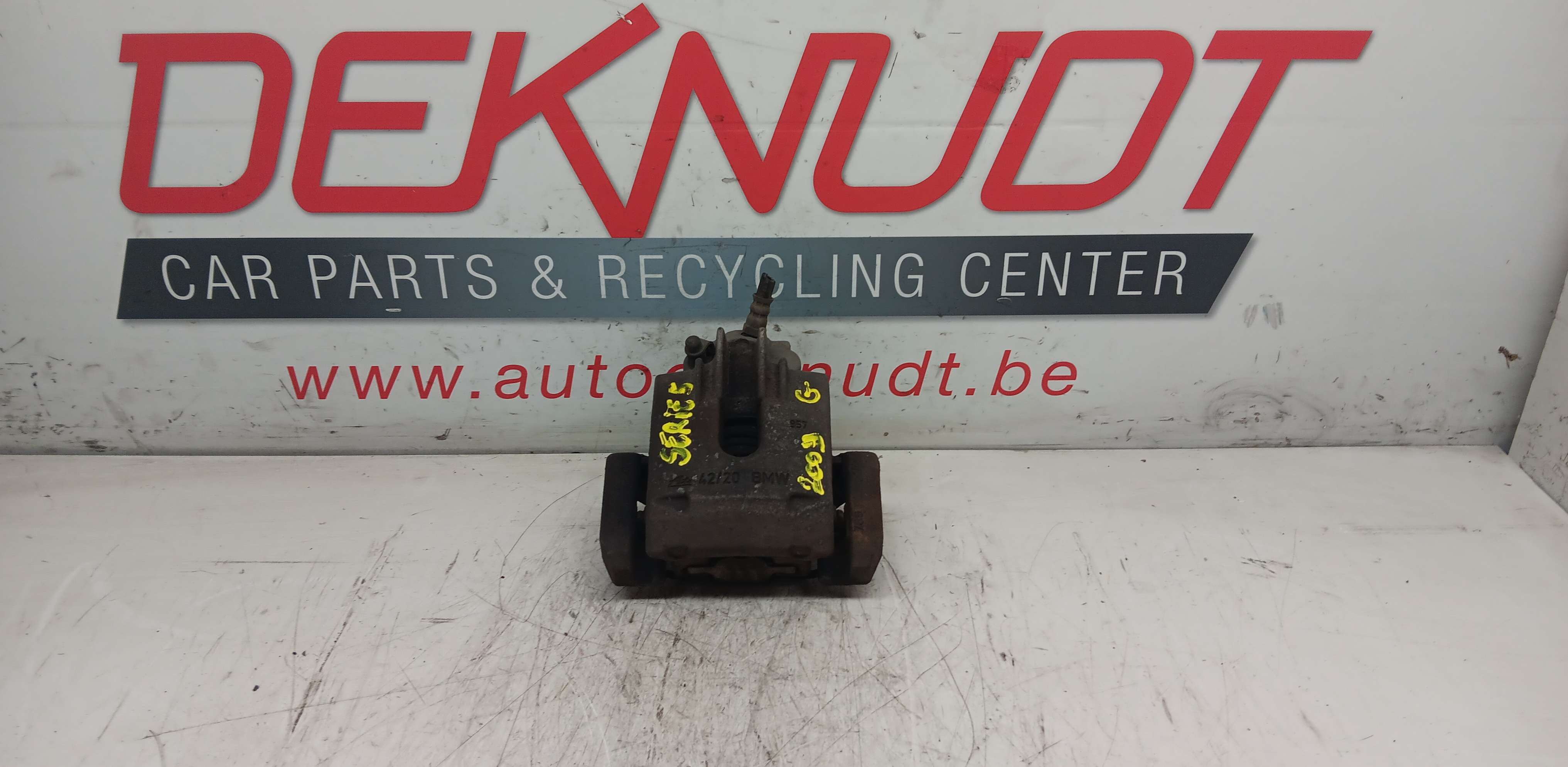 Remschijf links ACHTER Bmw 520