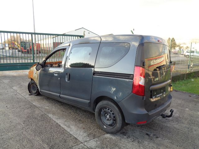 Deur links voor Dacia Dokker