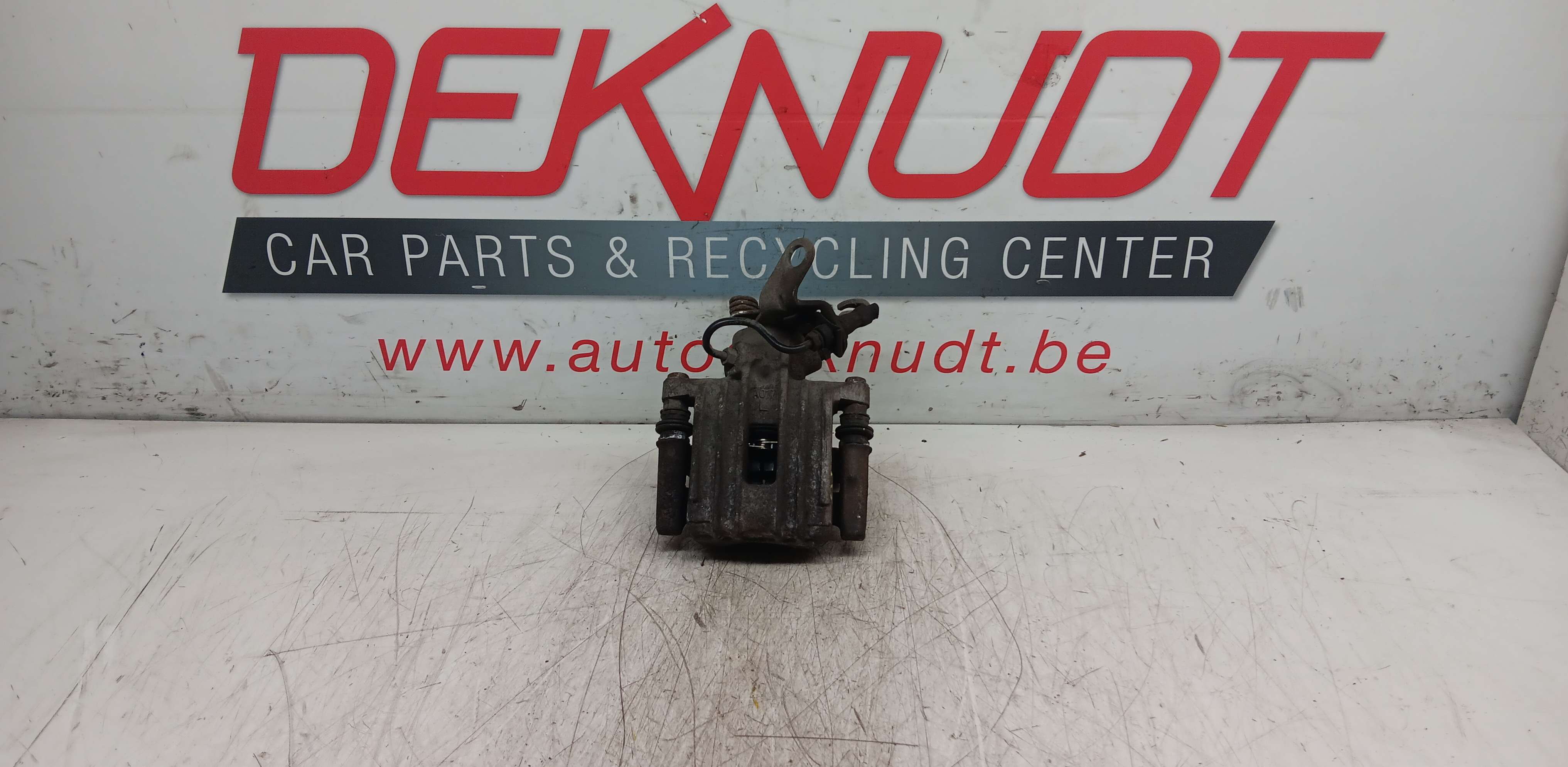 Remschijf links ACHTER Vw Golf Plus