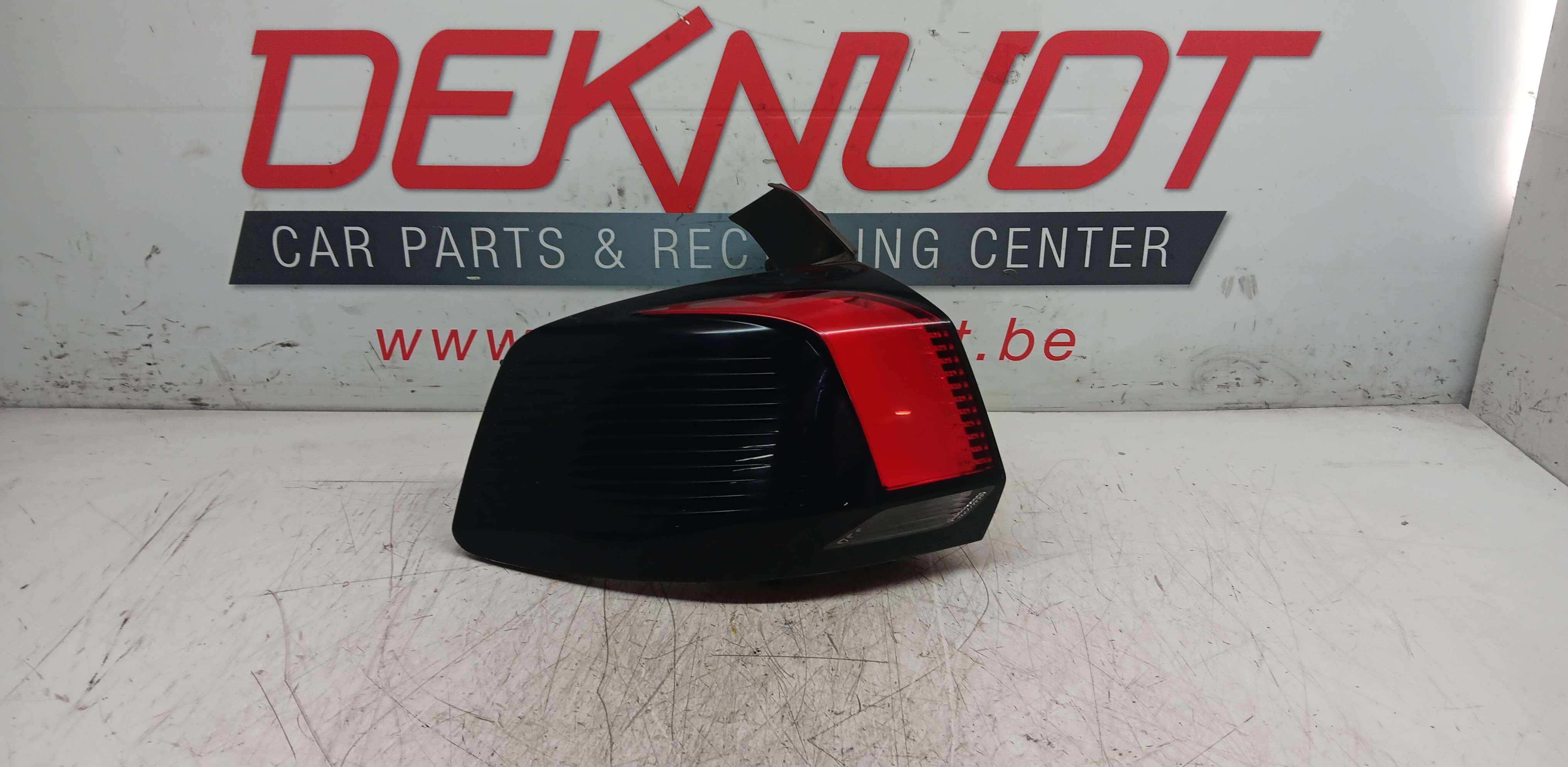 Lichtblok links achter Peugeot 5008