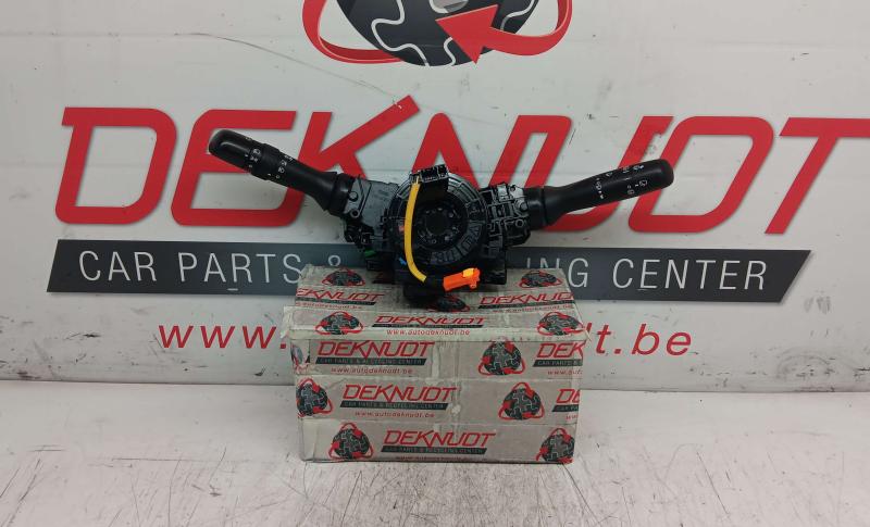 Headlight and wiper stalk switch