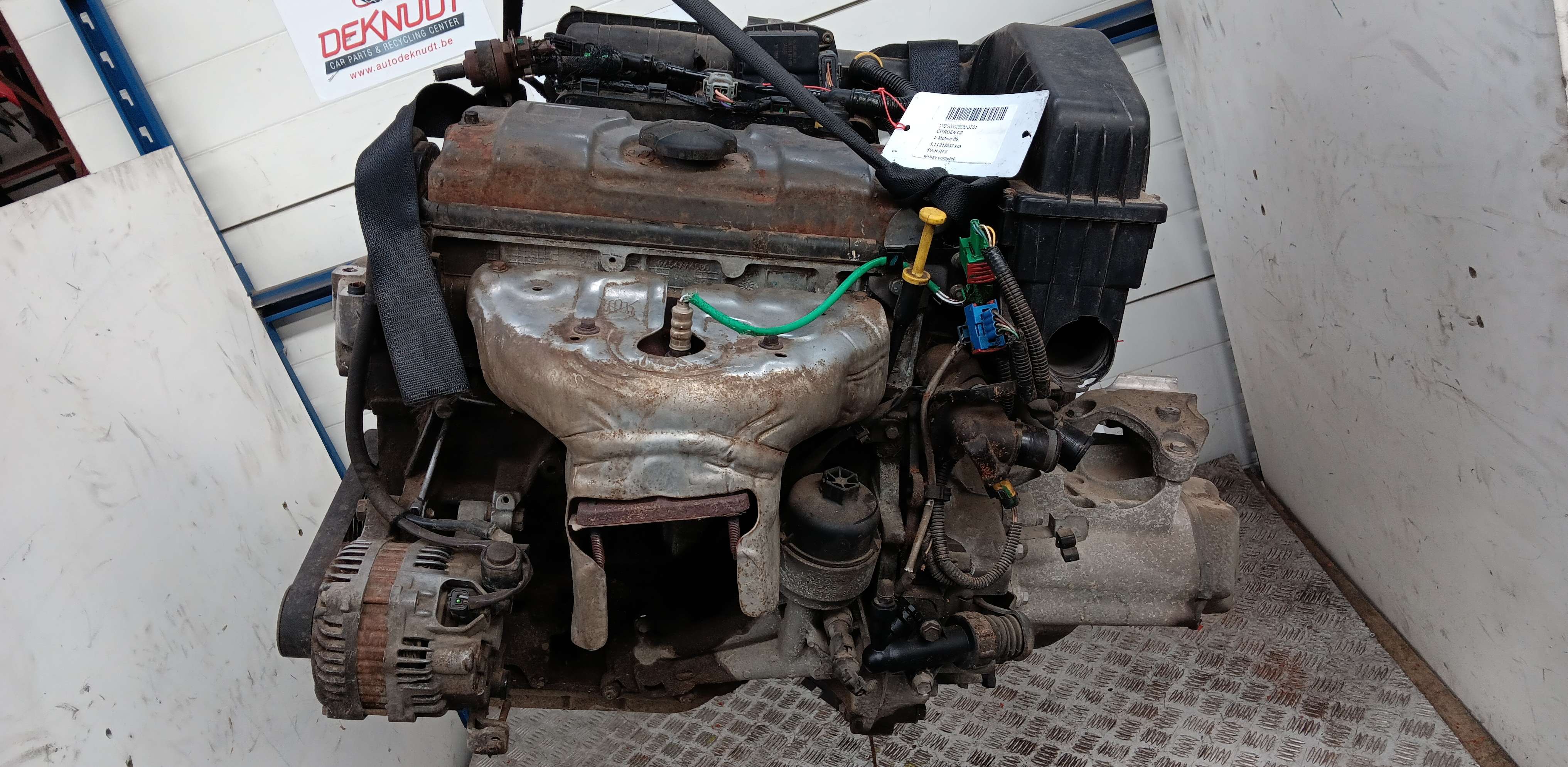 1. Motor Citroen C2