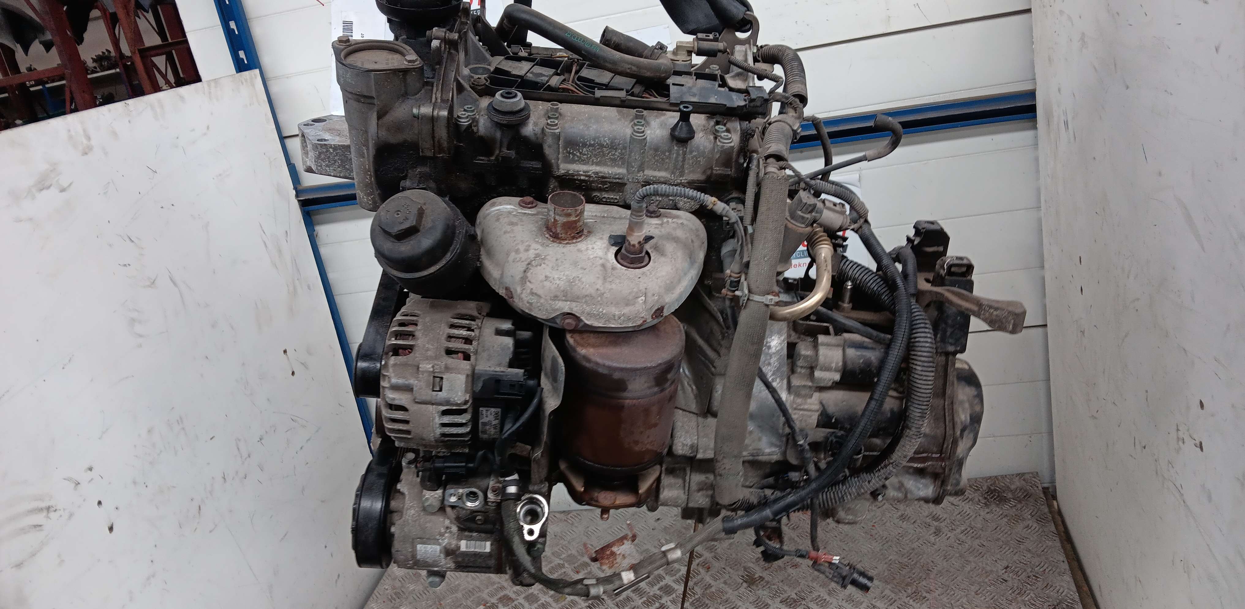 1. Motor Skoda Fabia