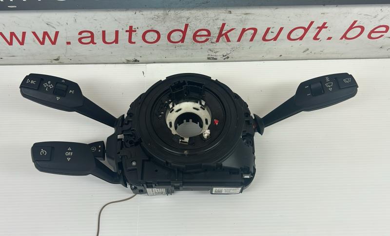 Headlight and wiper stalk switch