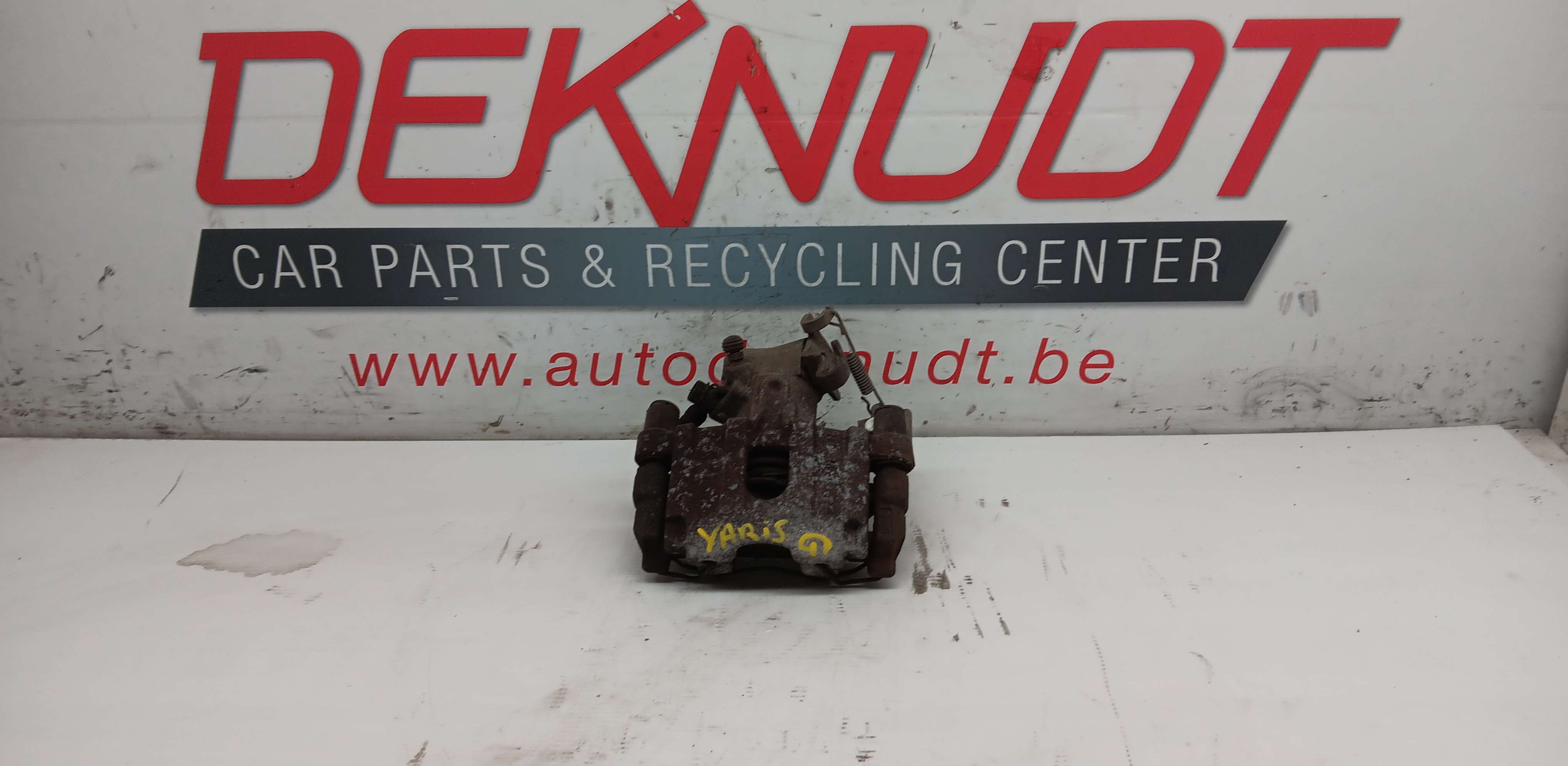 Remschijf links ACHTER Toyota Yaris