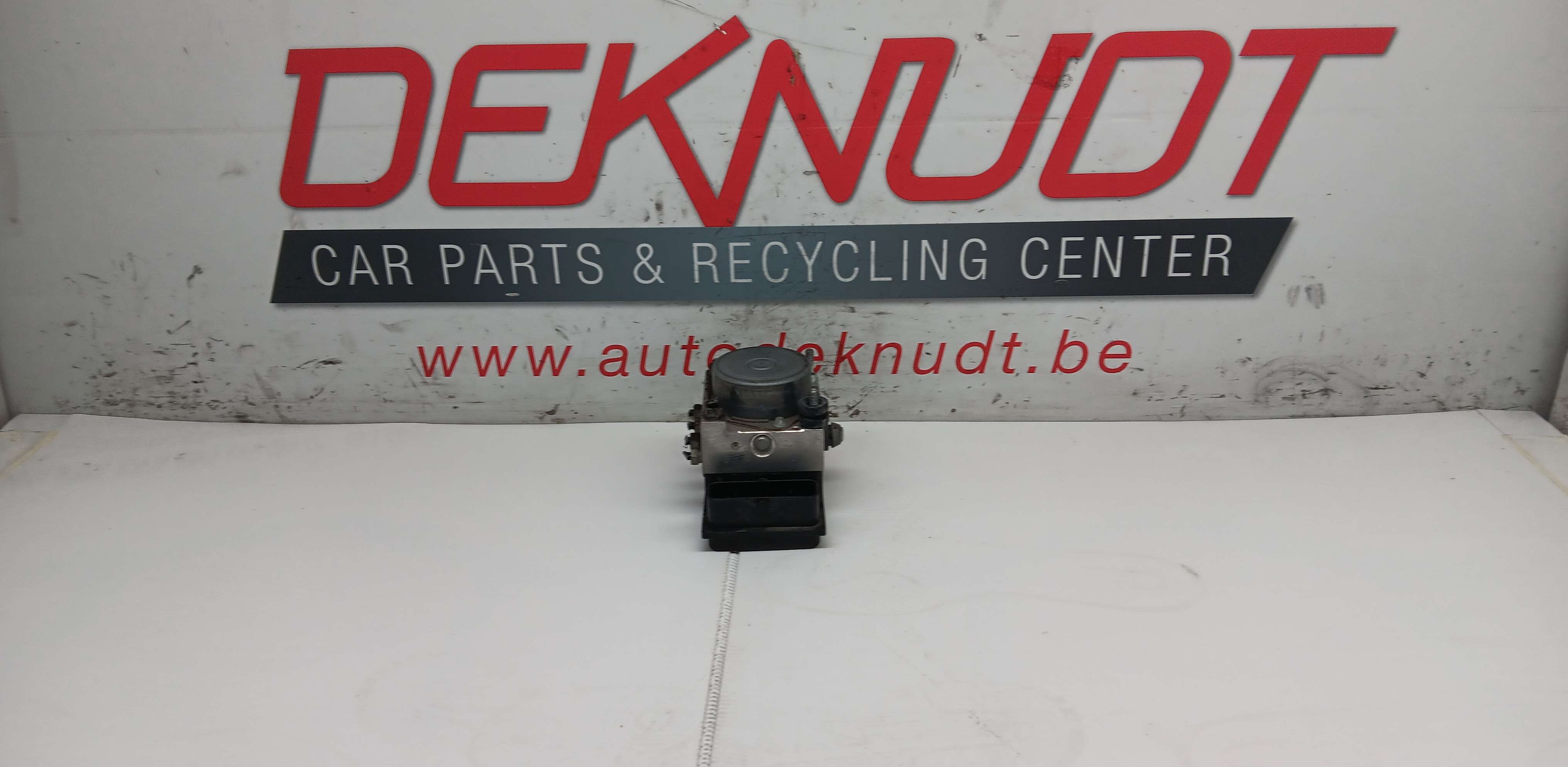 ABS unit Opel Corsa