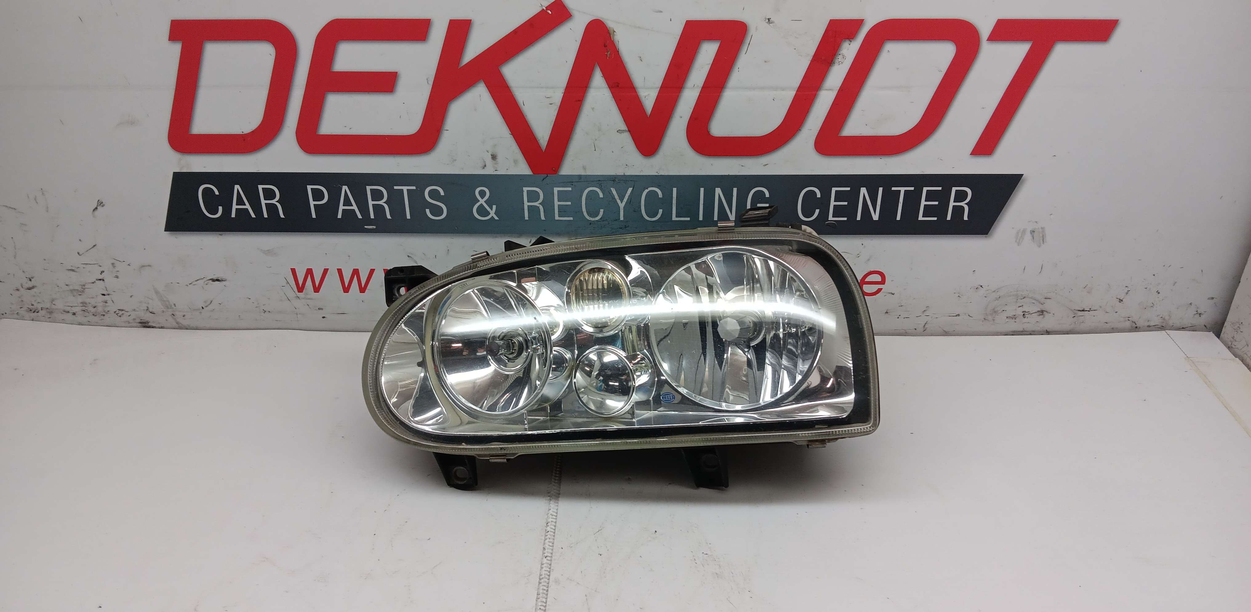 Headlight lift Vw Golf