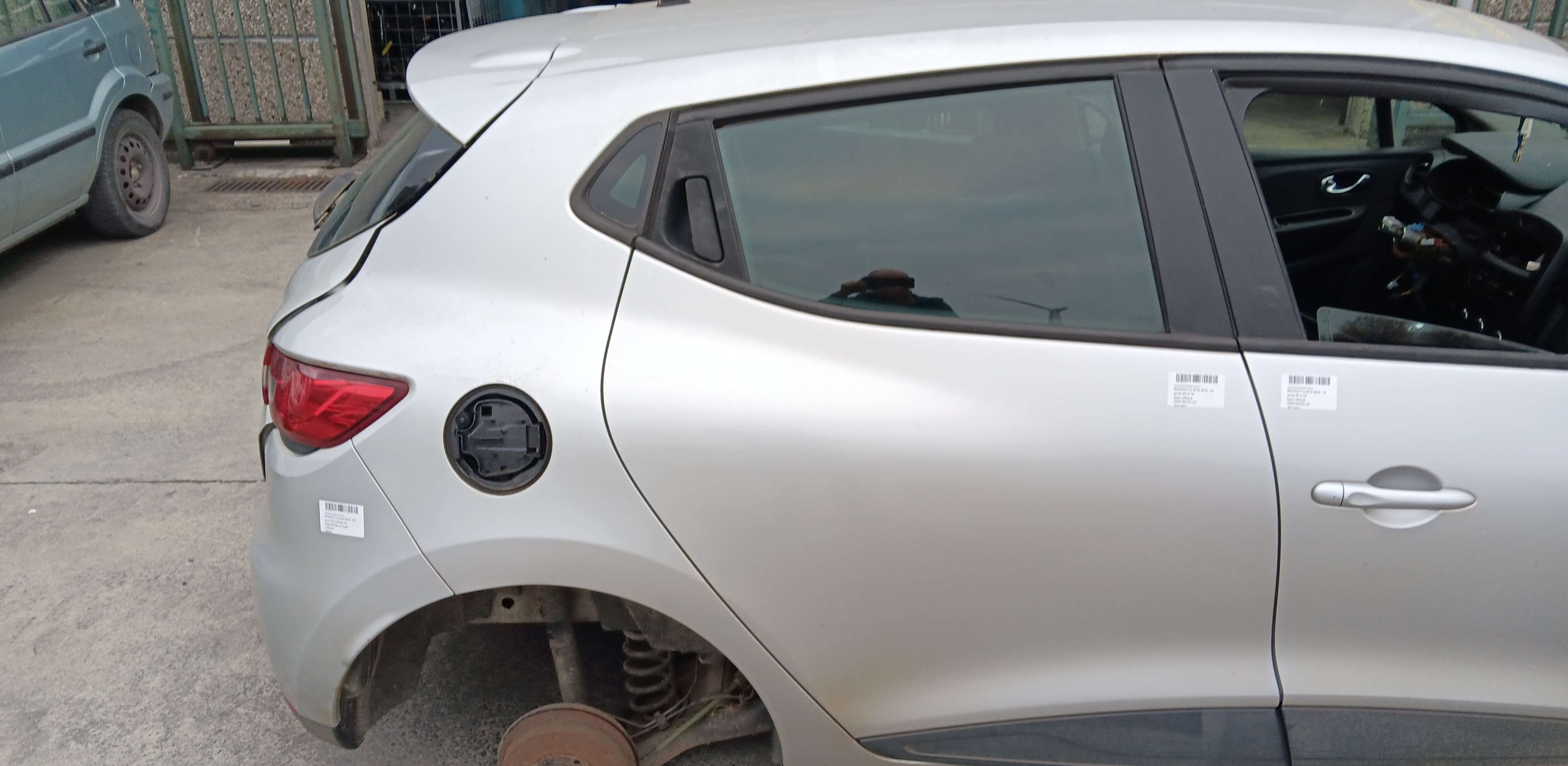 porte AR D Renault Clio