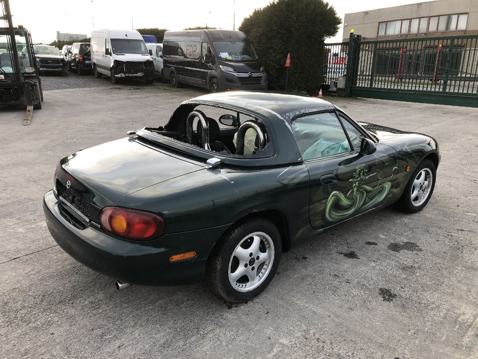 pare choc arrière Mazda MX-5