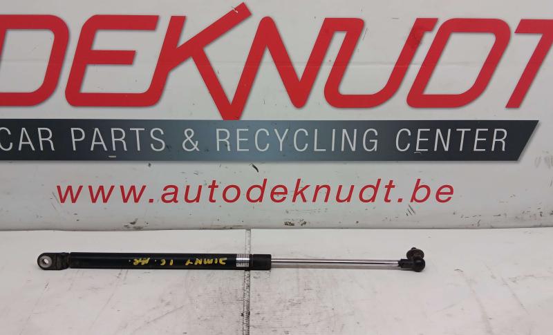 Achterkelp veren