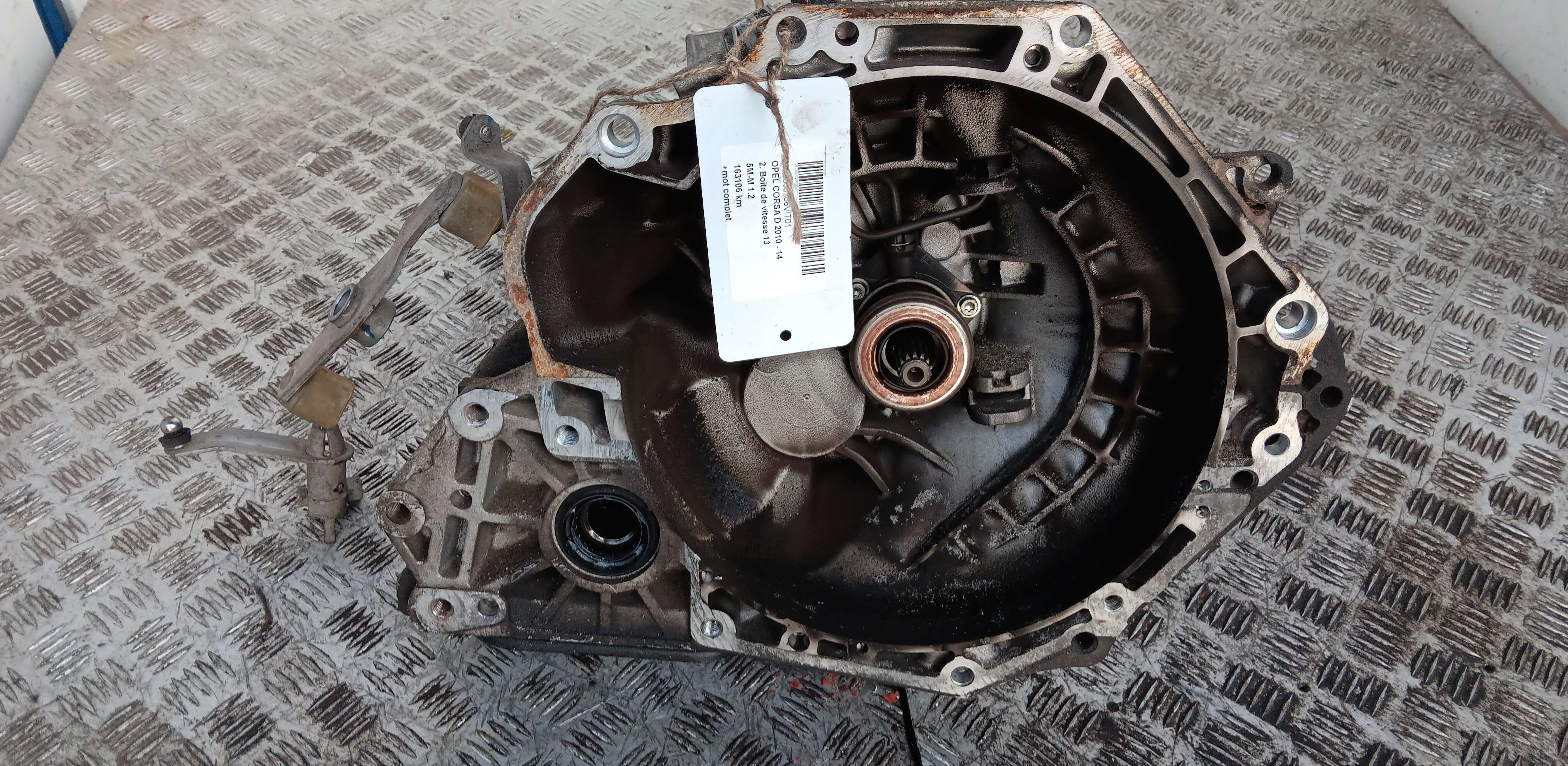 2. Versnellingsbak Opel Corsa D 2010-2014