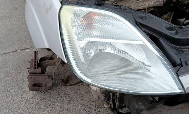 Koplamp rechts voor