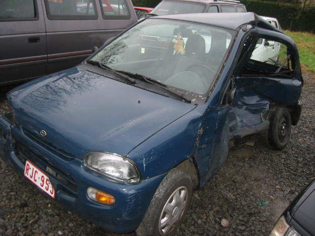 Motorkap Subaru Vivio