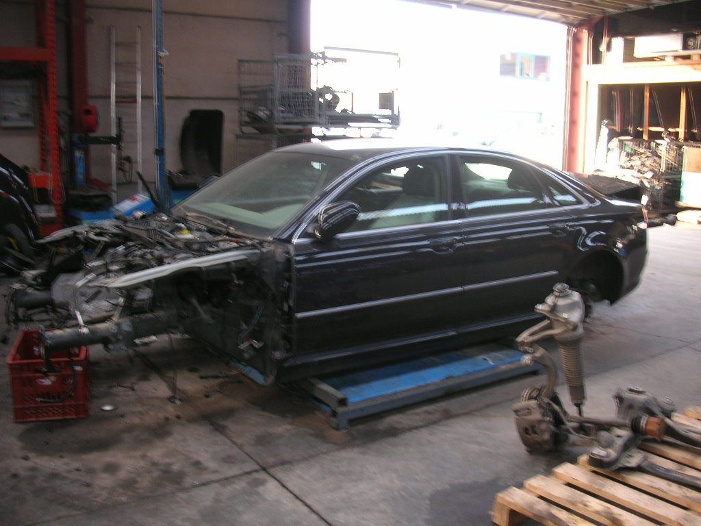 Deur links voor Audi A8