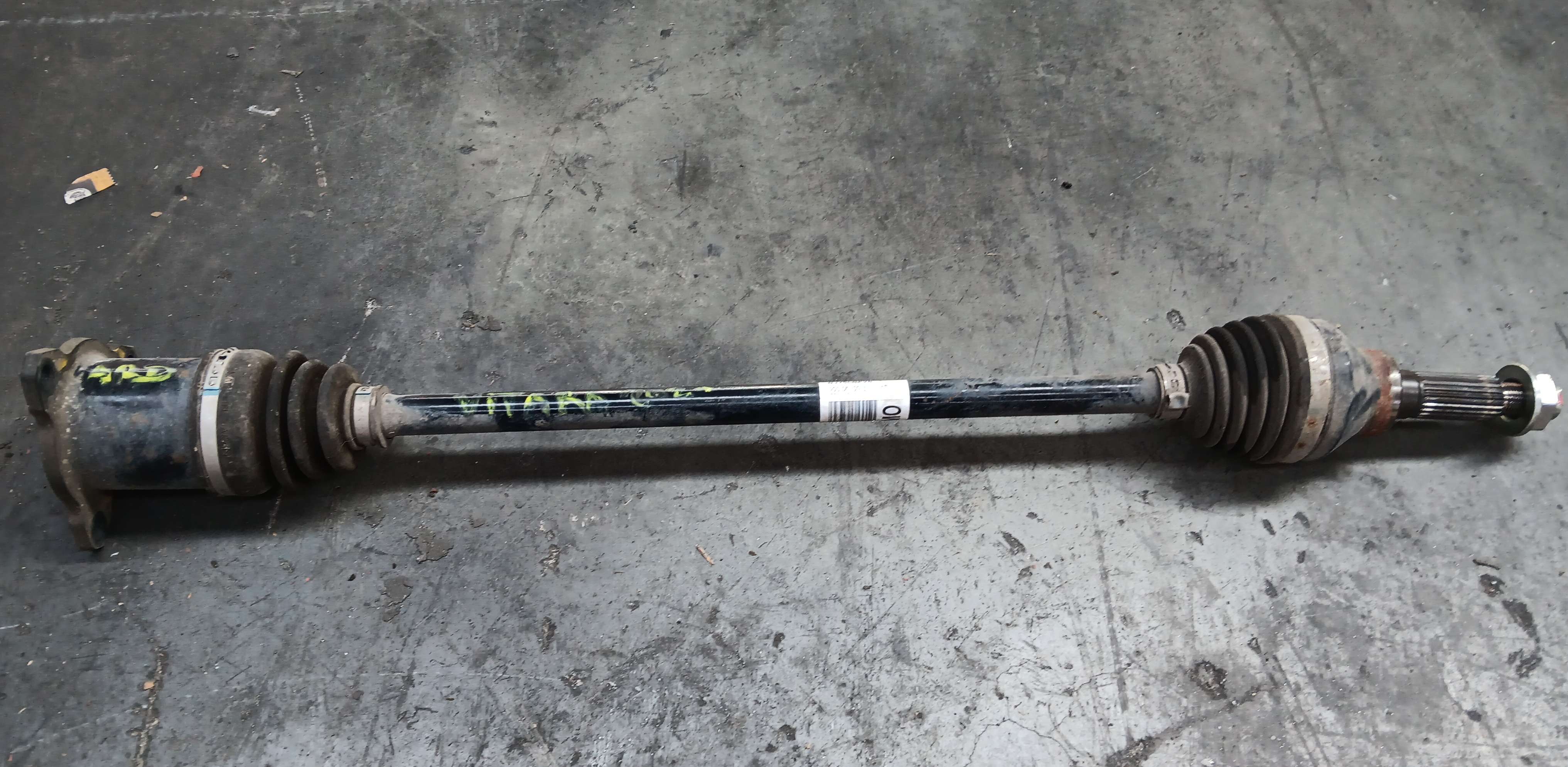 cardan arriere droit Suzuki Vitara