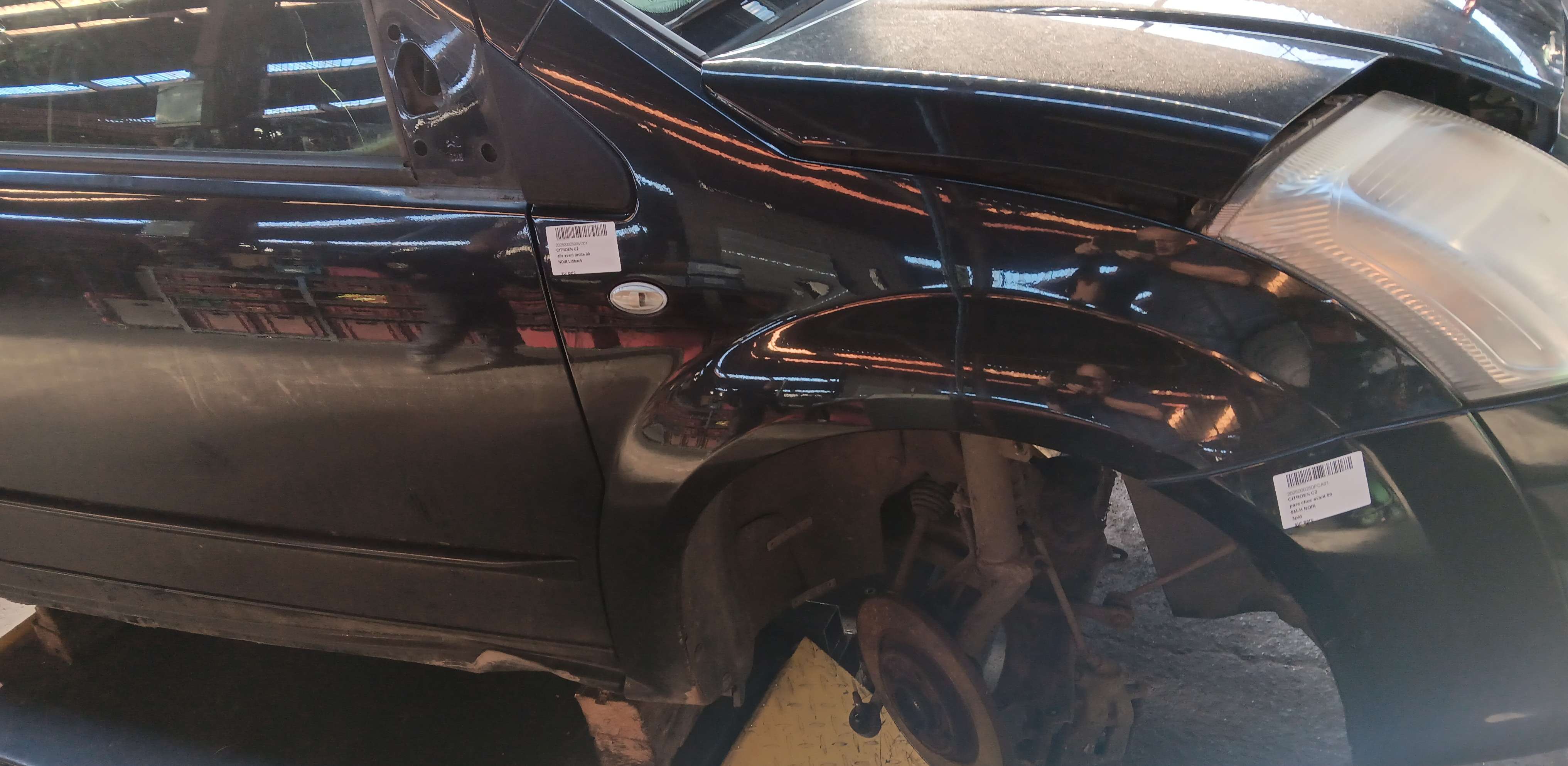 aile avant droite Citroen C2