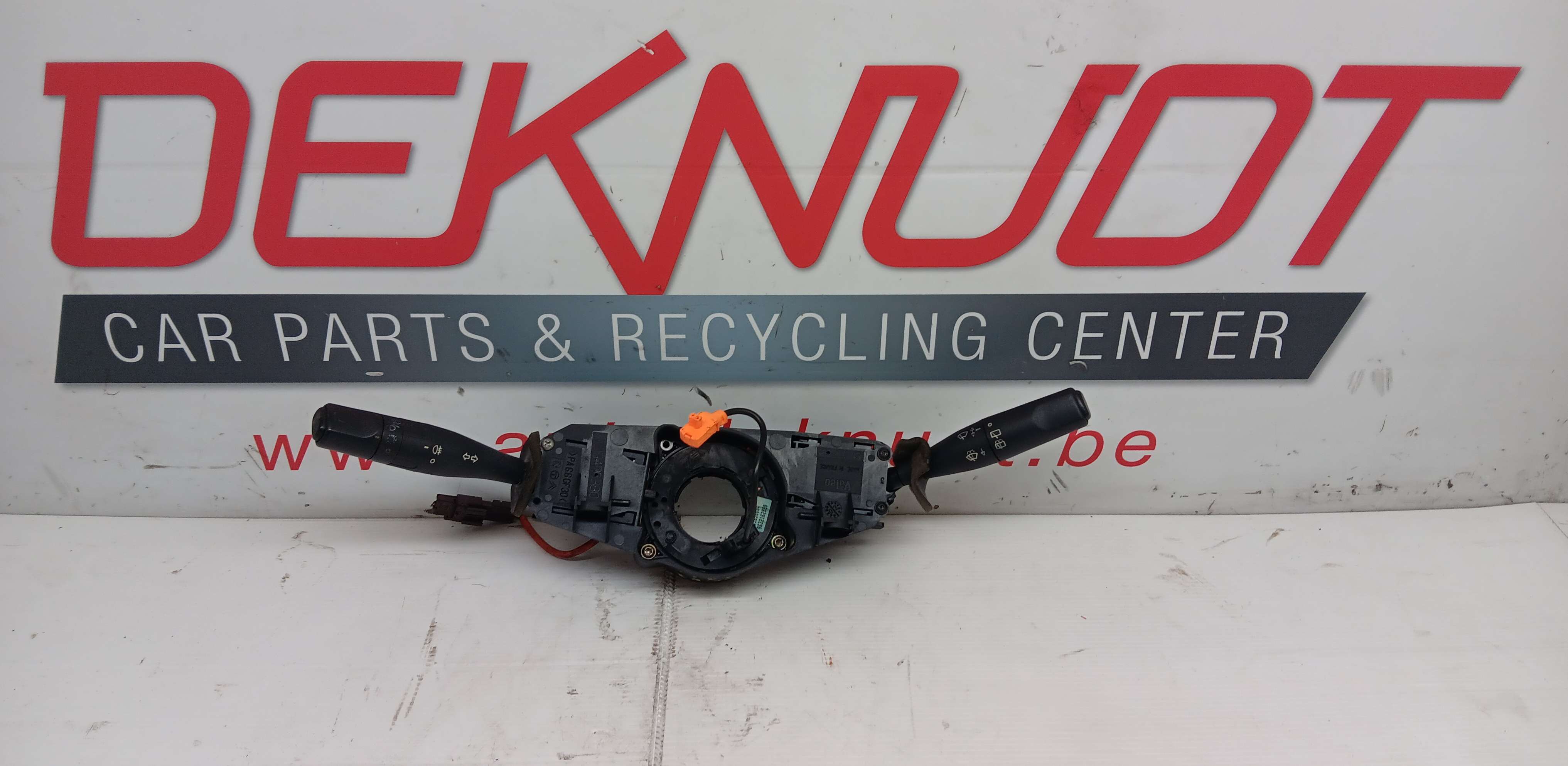 commodo Citroen SAXO