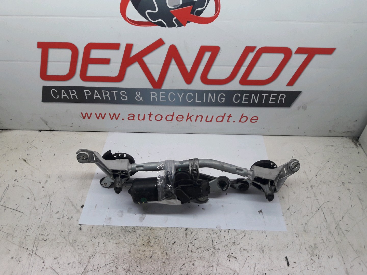 Moteur essui glace avant Nissan Juke