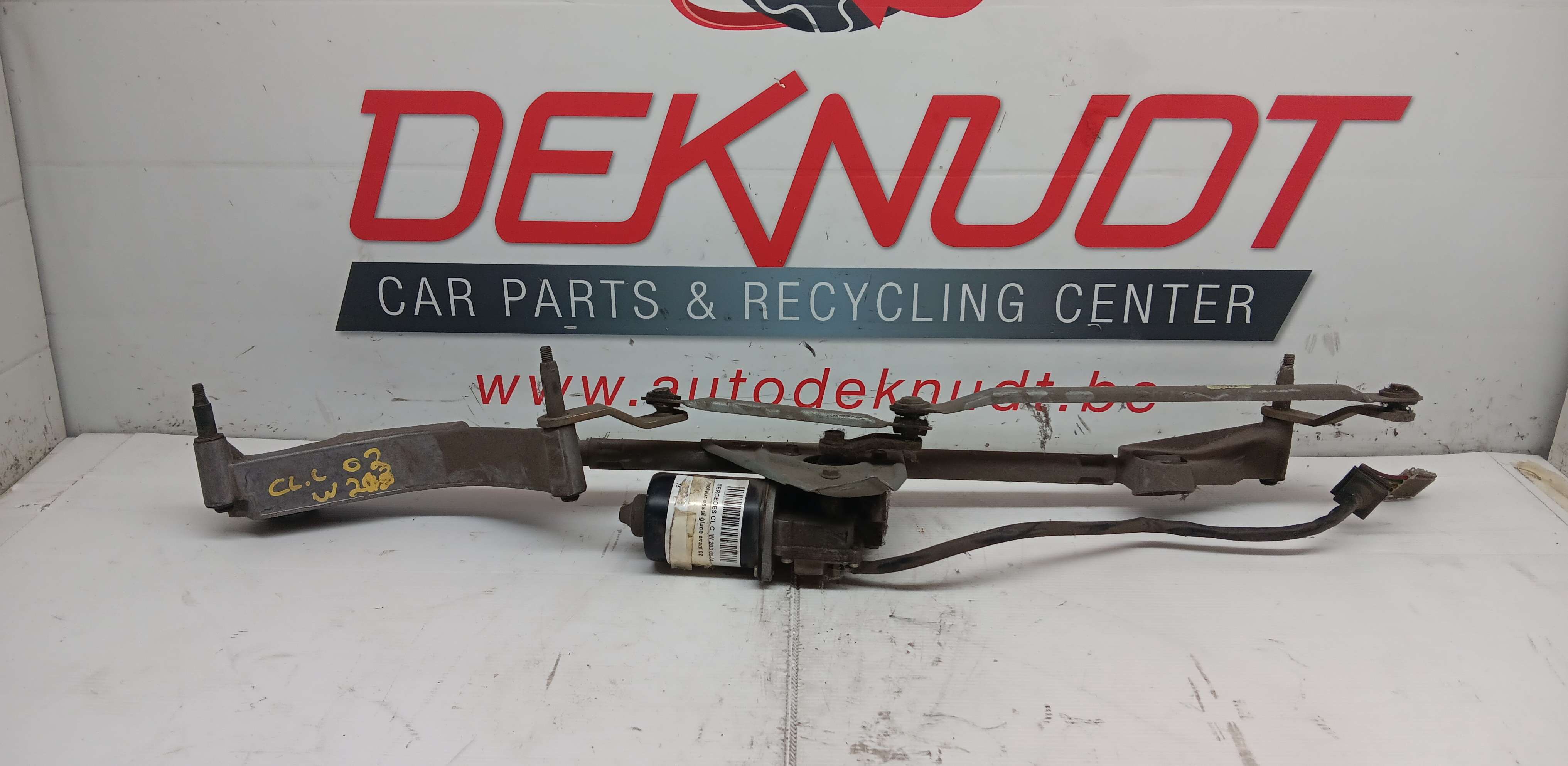 Moteur essui glace avant Mercedes-Benz C 180