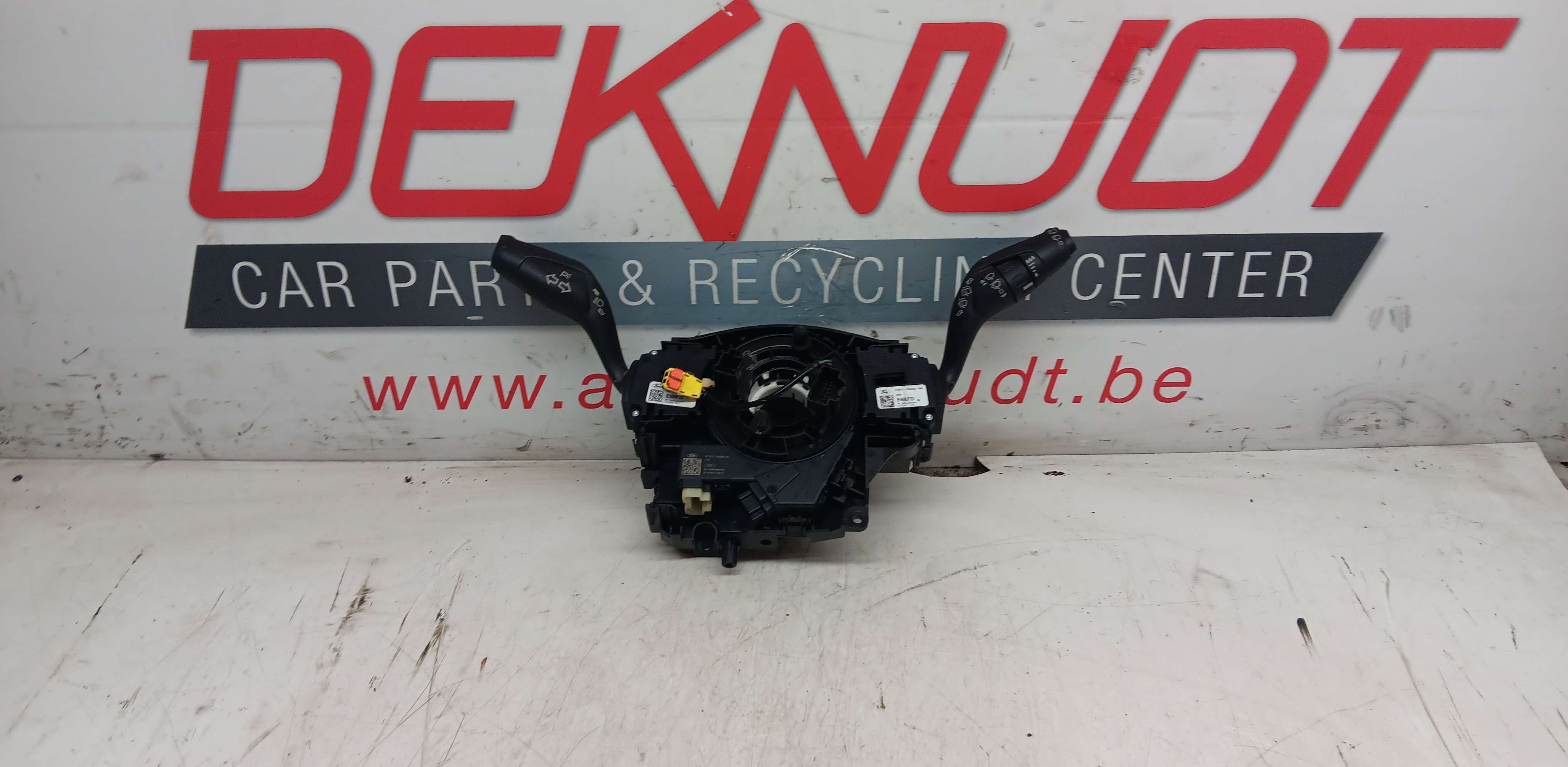 commodo phare et essuie glace Ford Focus