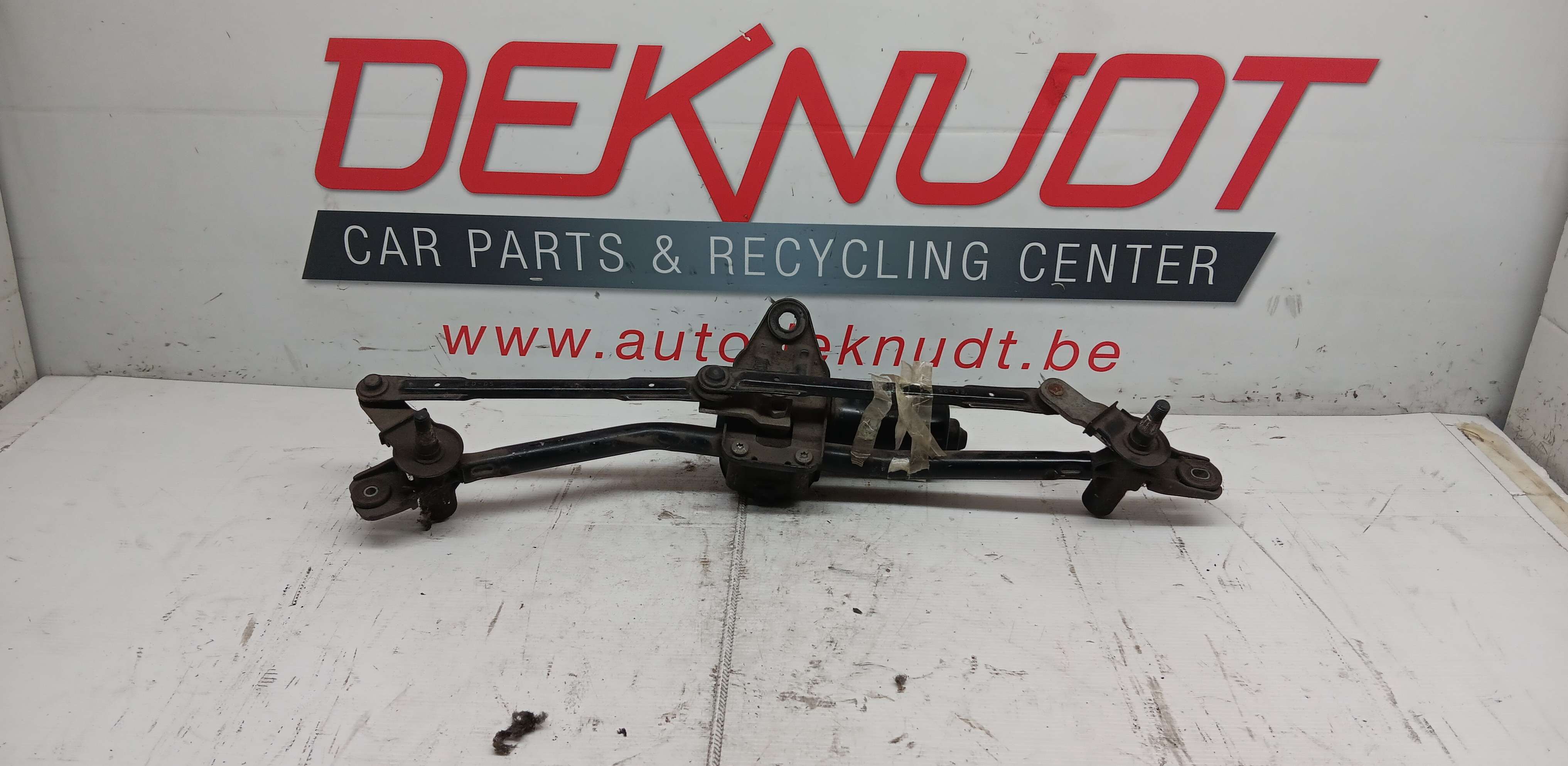 Moteur essui glace avant Kia cee&#039;d