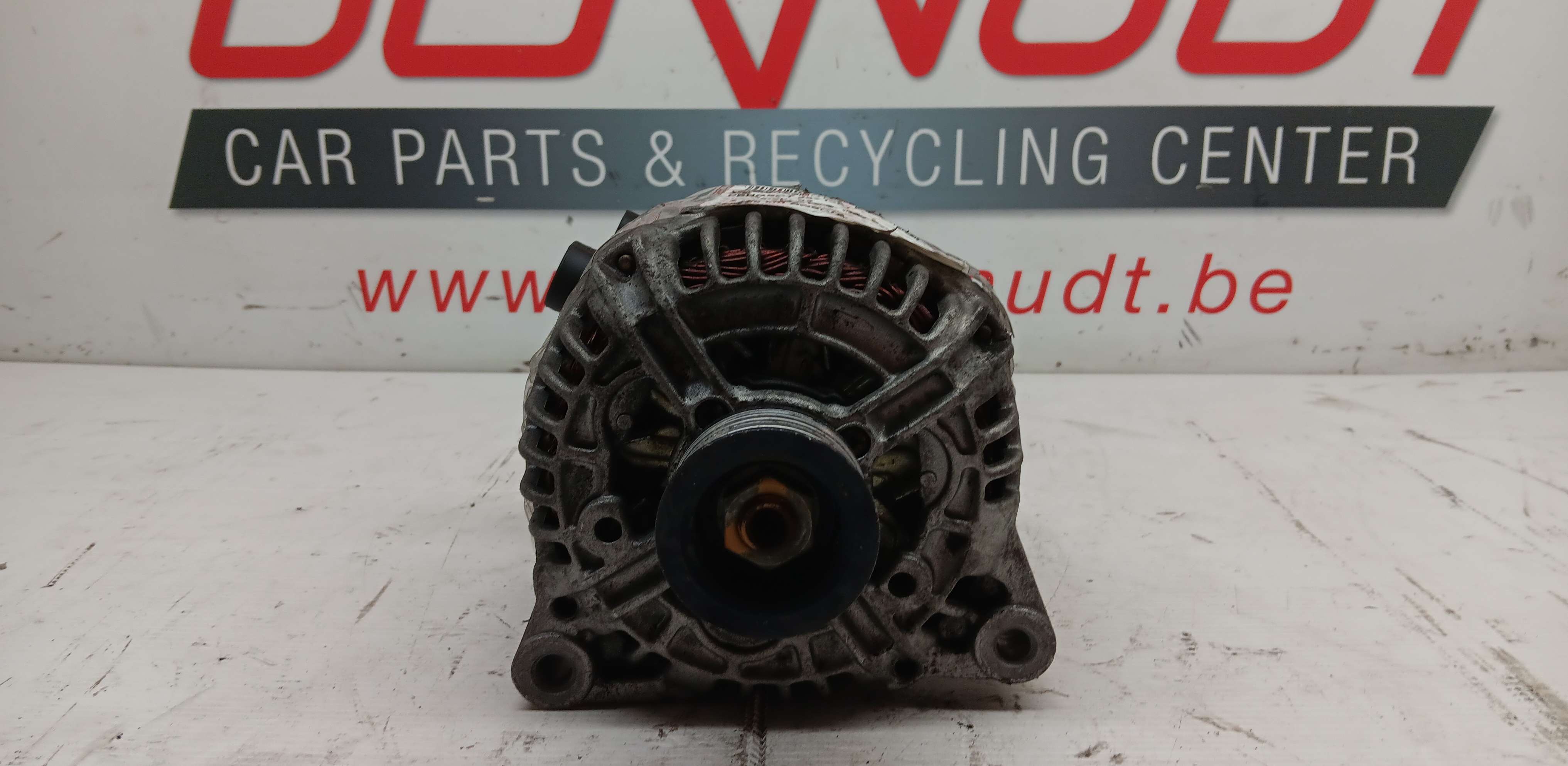 alternateur Peugeot 607