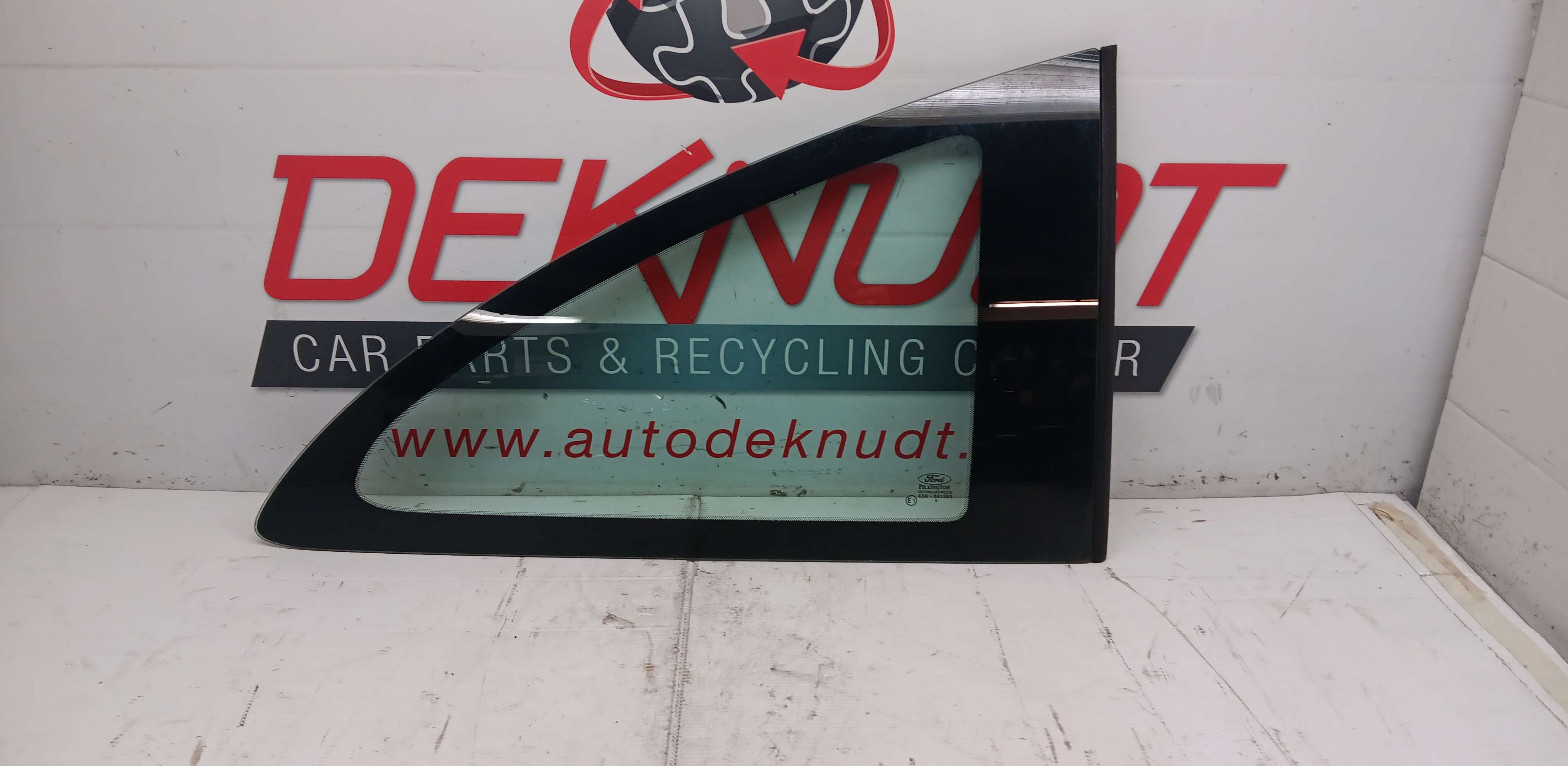 vitre porte ARR D Ford Ka