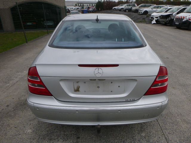 Kofferdeksel Mercedes-Benz E 200