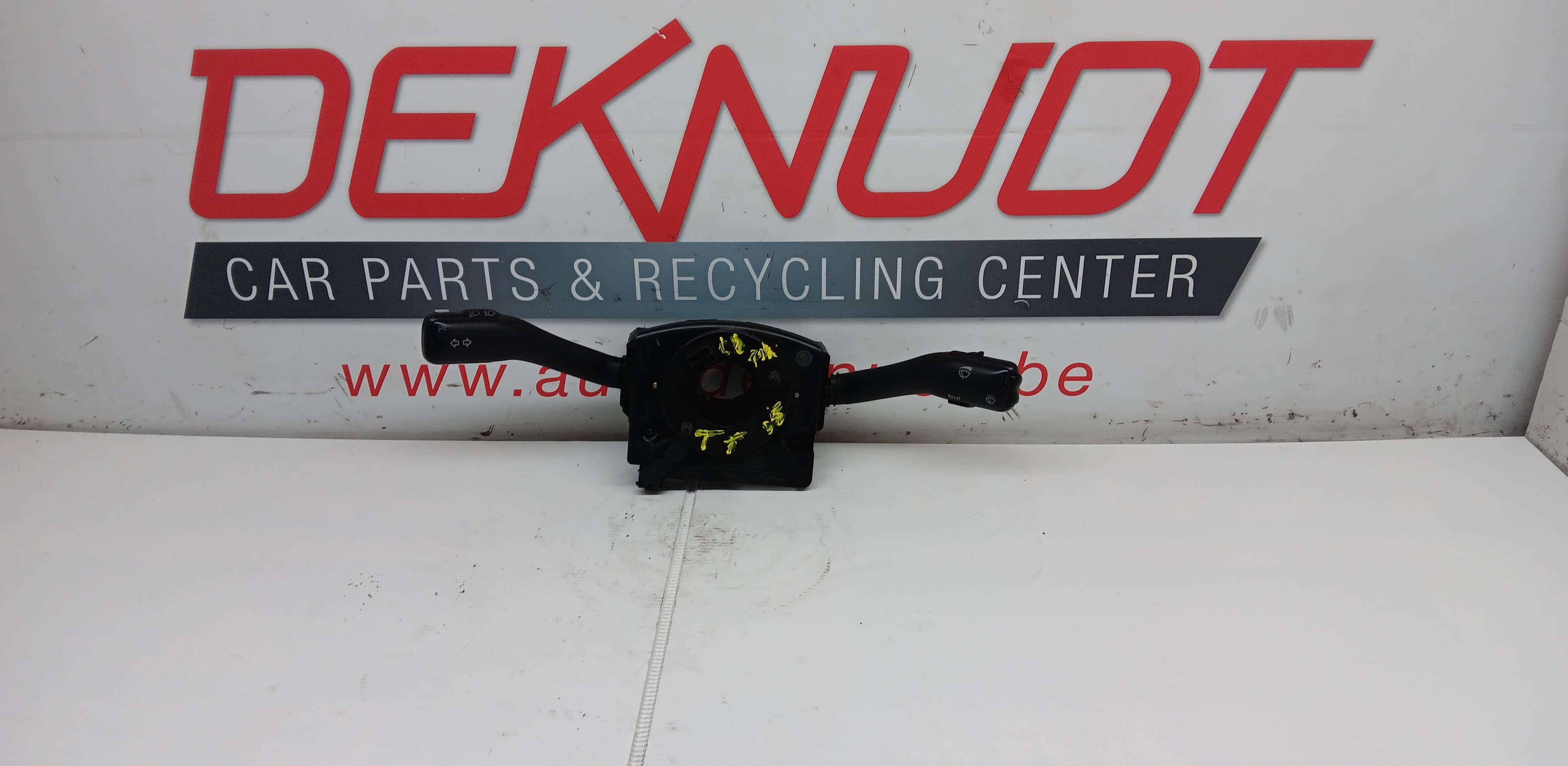 commodo phare et essuie glace Audi TT