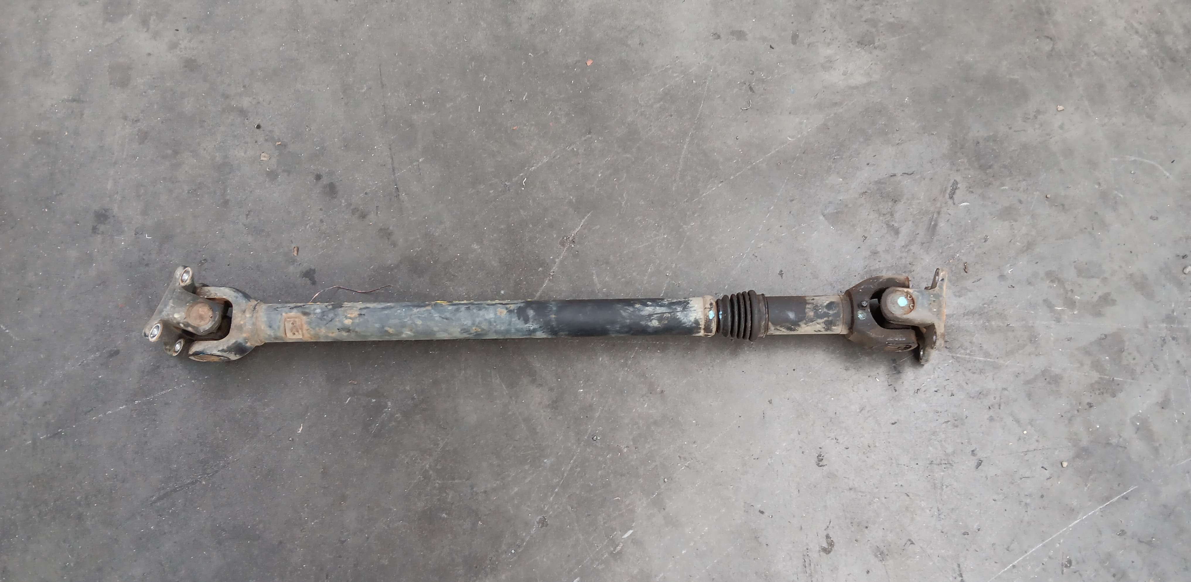 kardan van diff naar voorbrug Suzuki JIMNY