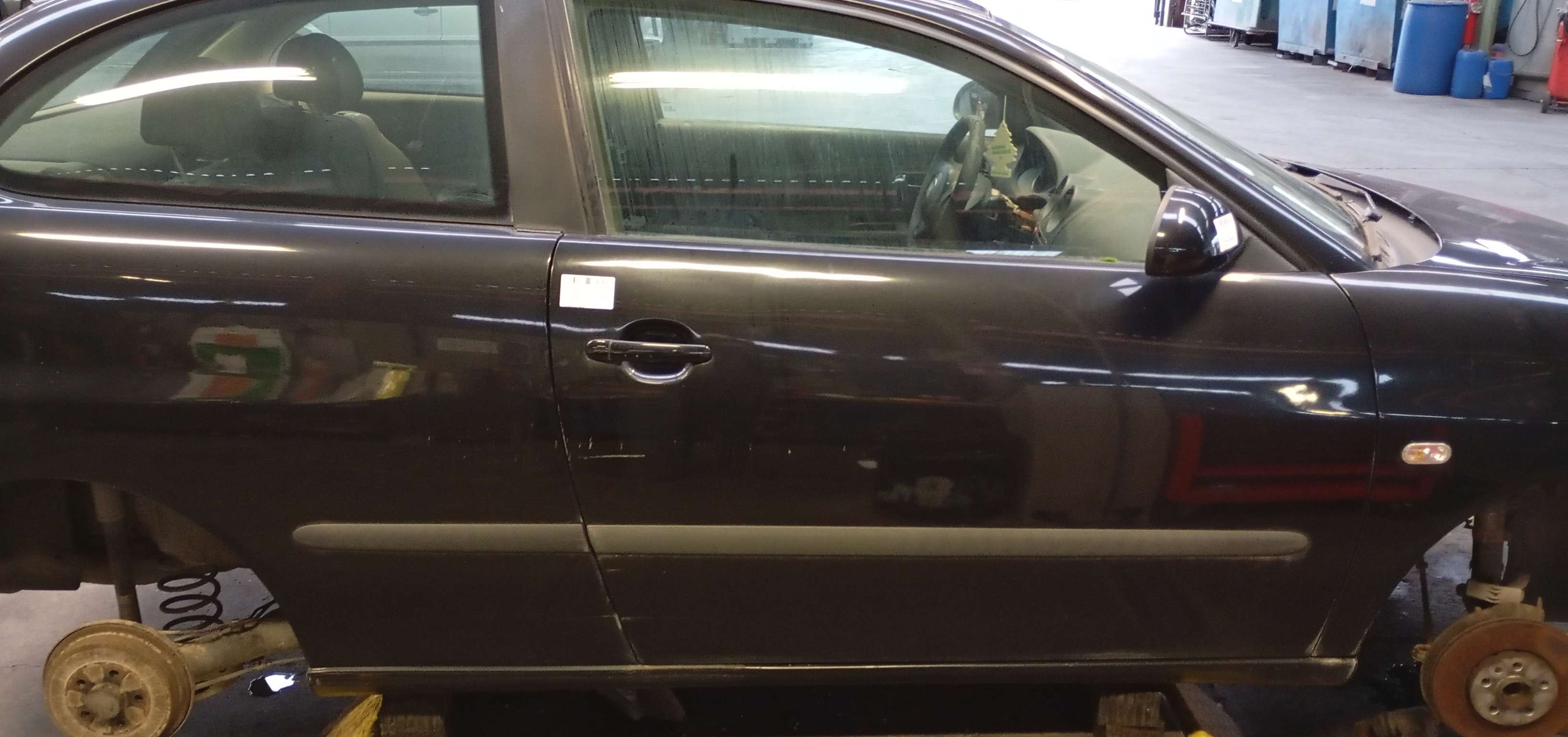 Deur rechts voor Seat IBIZA III 2002 - 08 6L