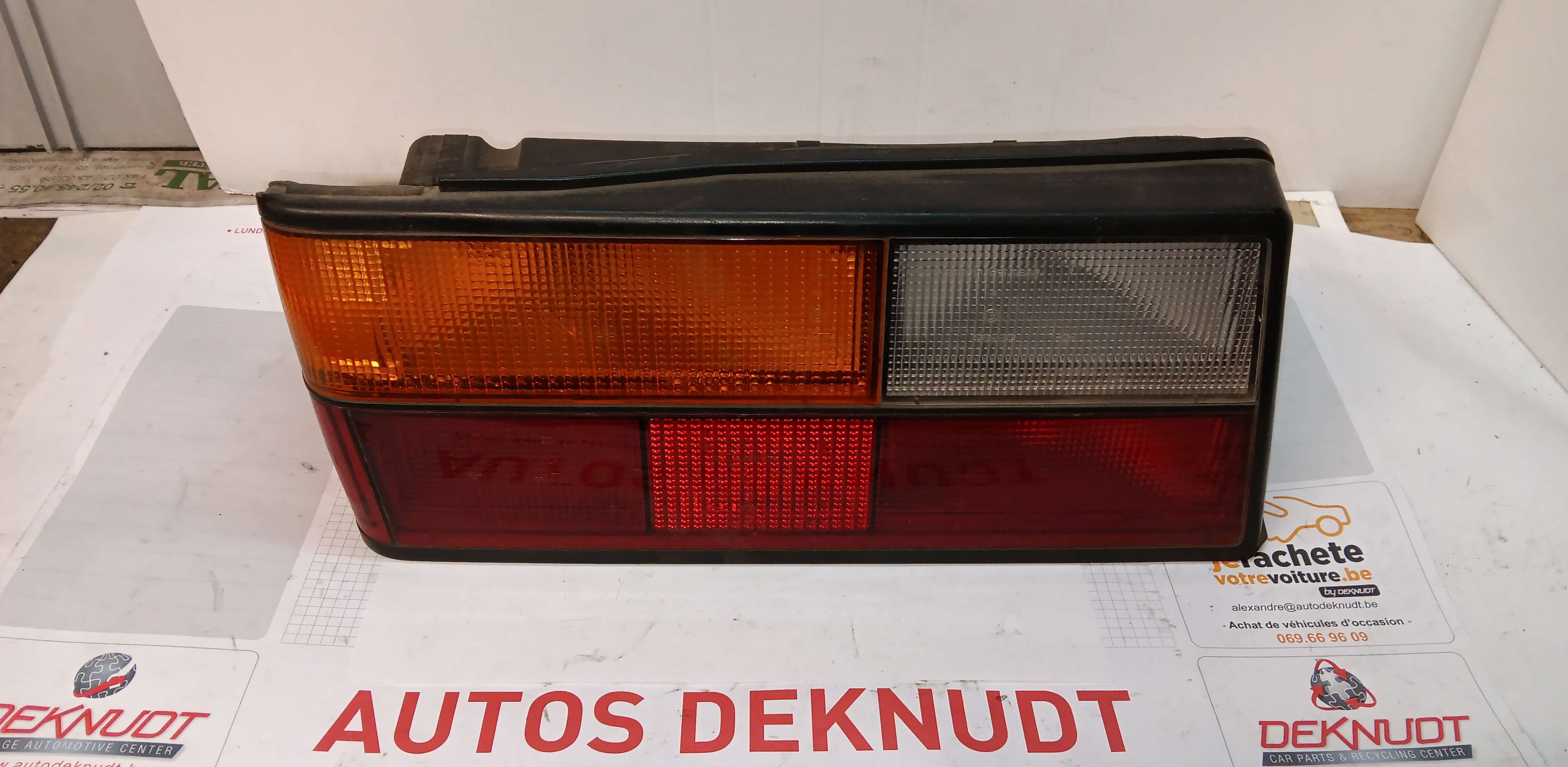 Lichtblok links achter Saab 900