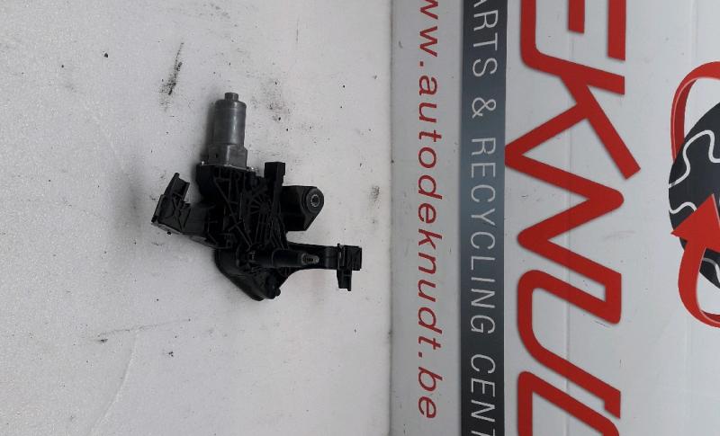 Ruitenwisser motor achter