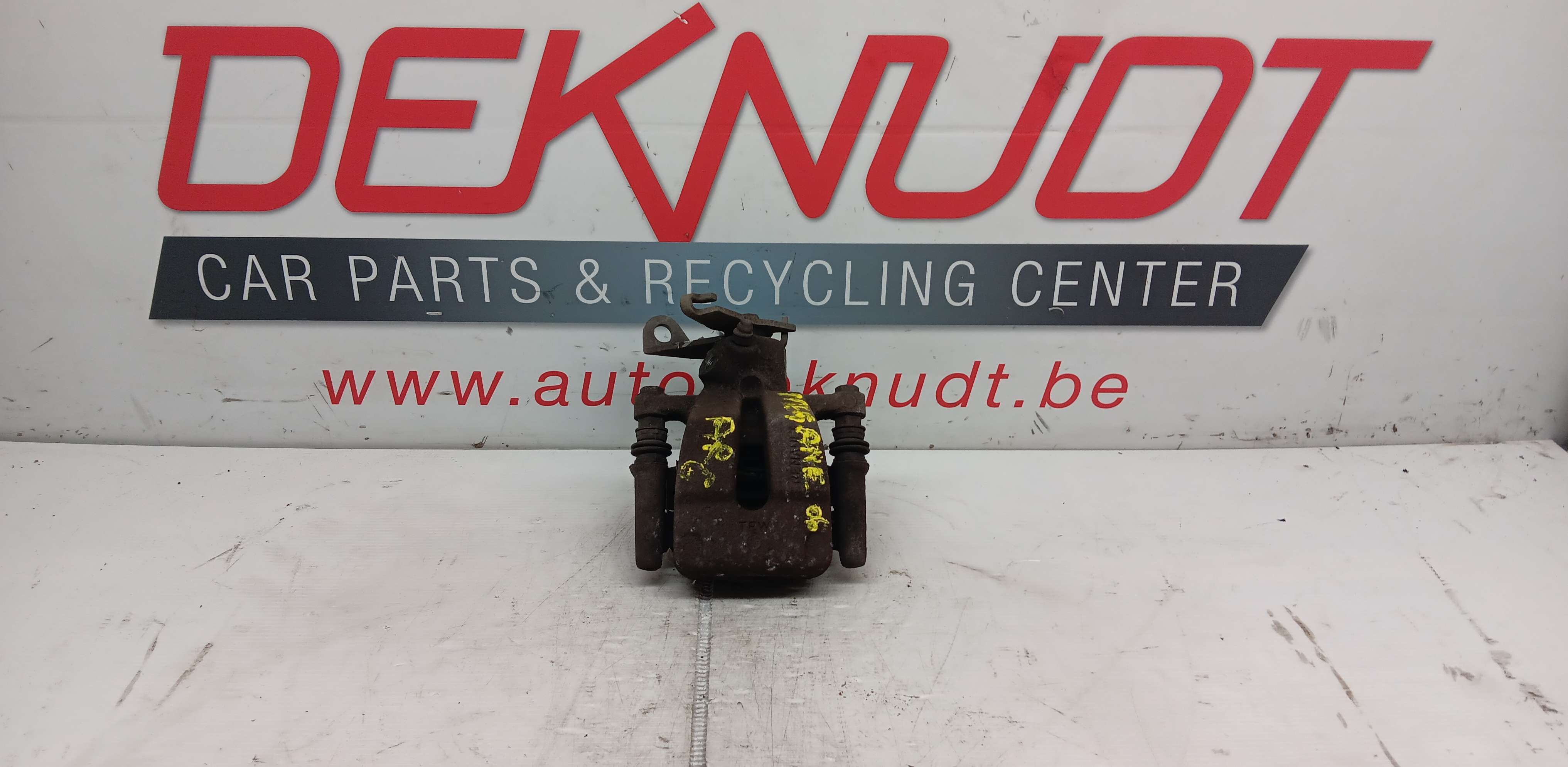 Remschijf links ACHTER Renault MEGANE II 2002 - 08
