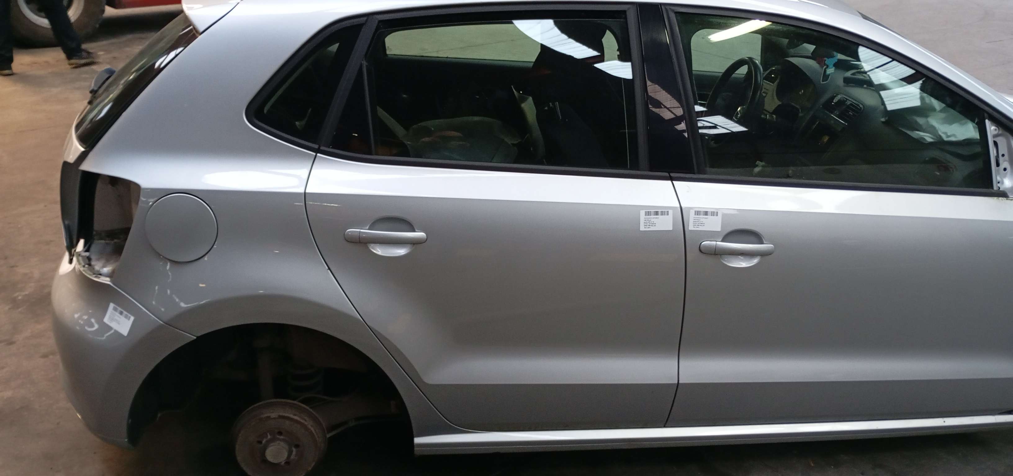 Porte arrière droit Vw POLO 2009 - 17 6R