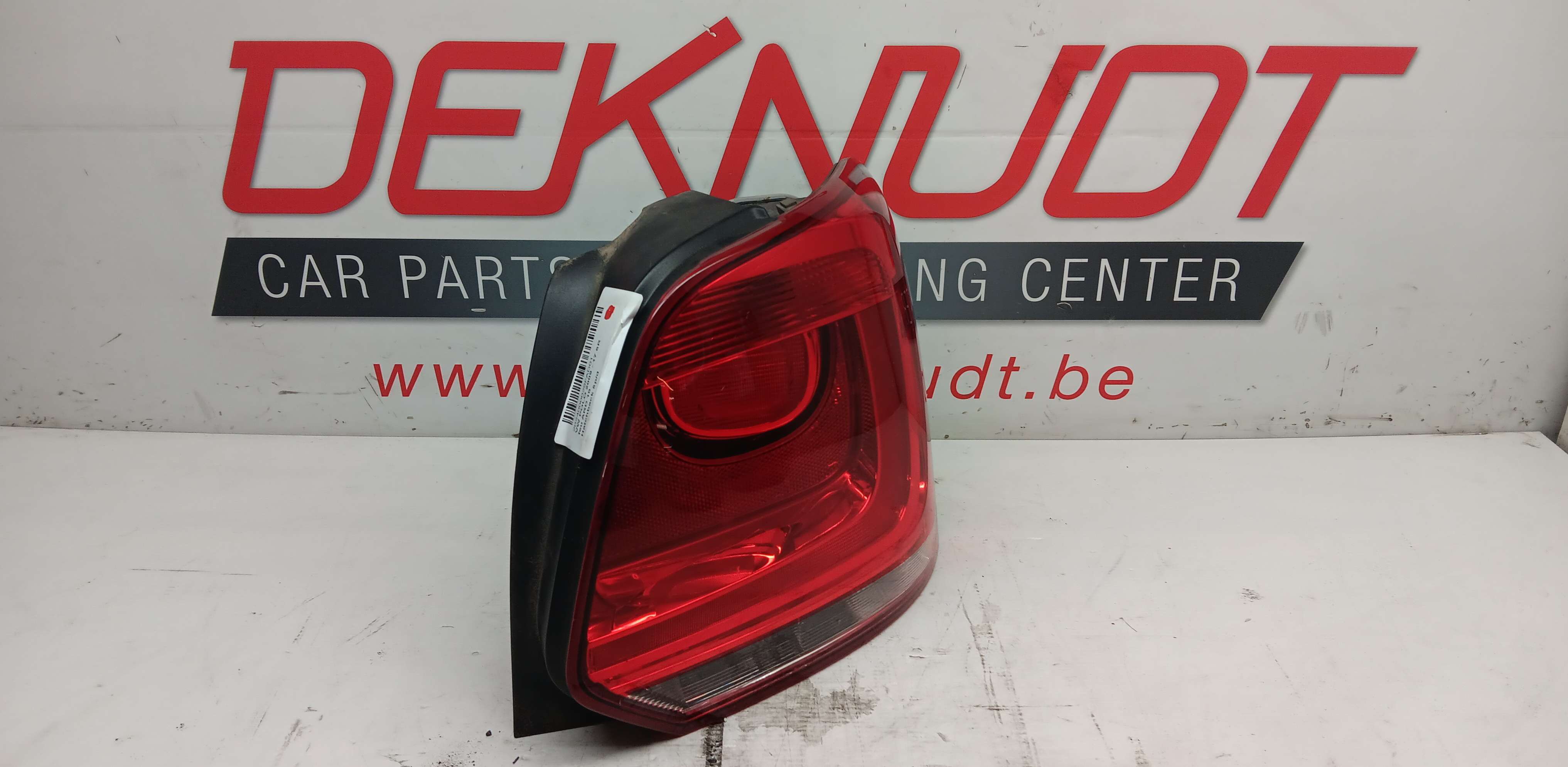 feu ARD Vw POLO 2009 - 17 6R
