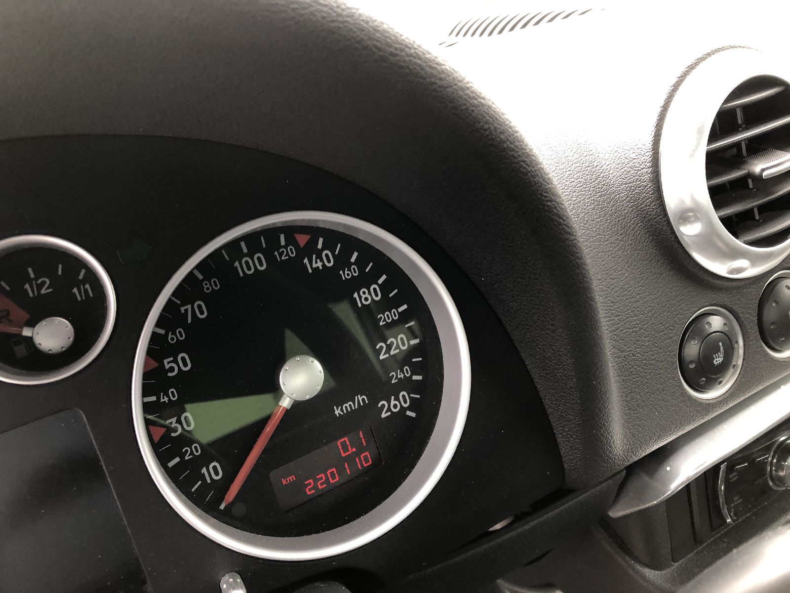 1. Motor Audi TT 8N 1998 - 06