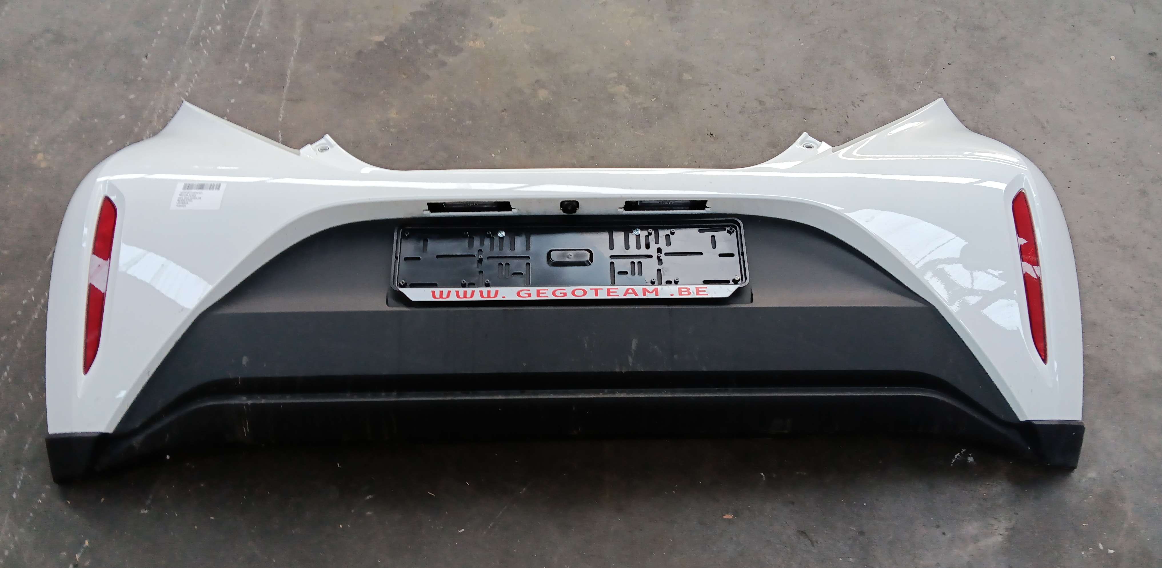 Bumper achter Toyota AYGO X 2022+