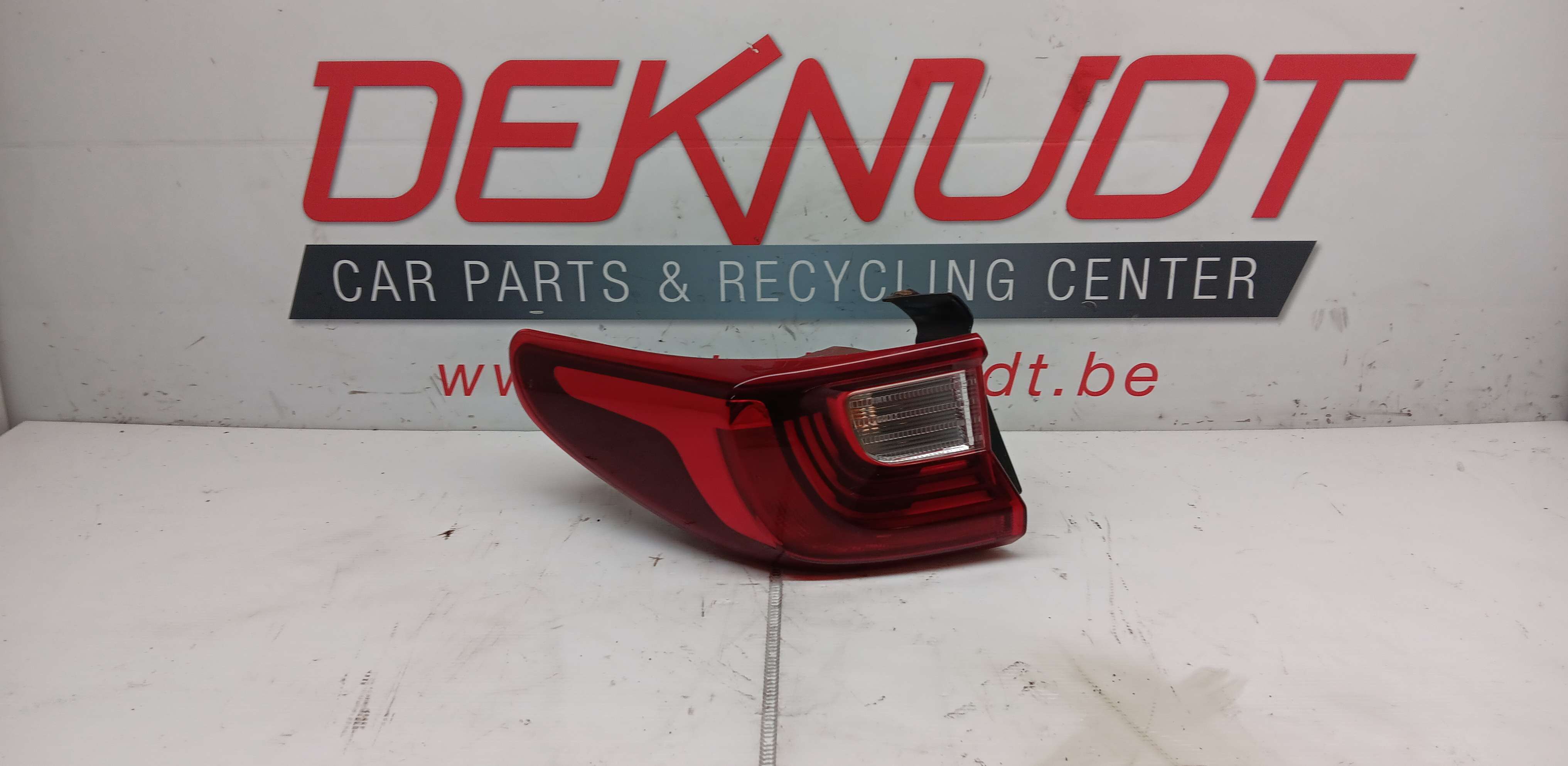 feu ARG Kia STONIC I 2020 - 25