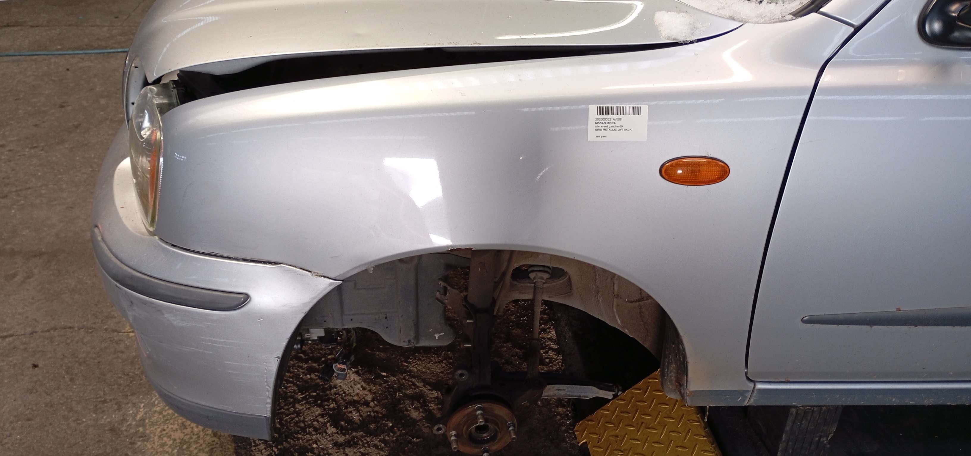 Vleugel links voor Nissan MICRA - K11 1992 - 02