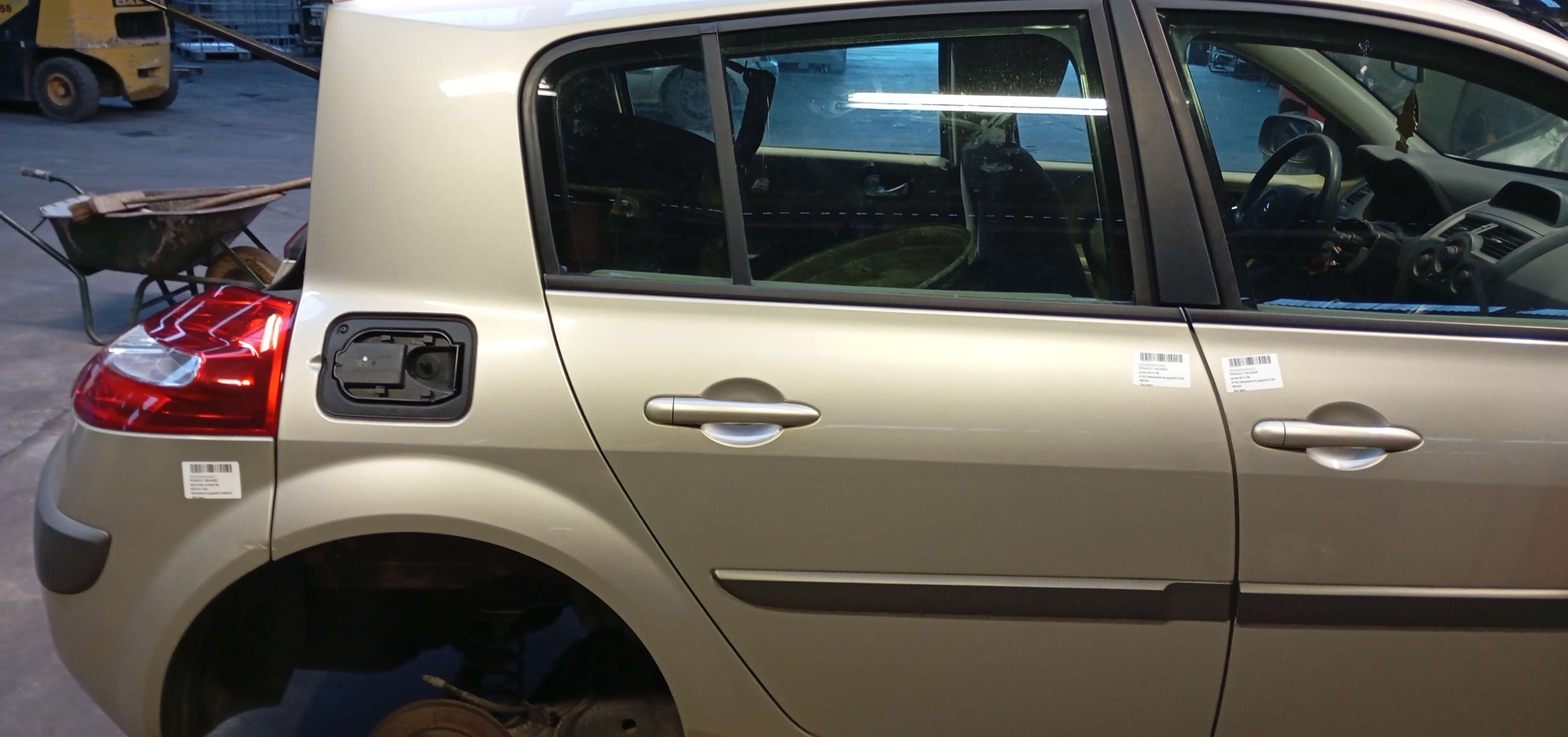 Porte arrière droit Renault MEGANE II 2002 - 06