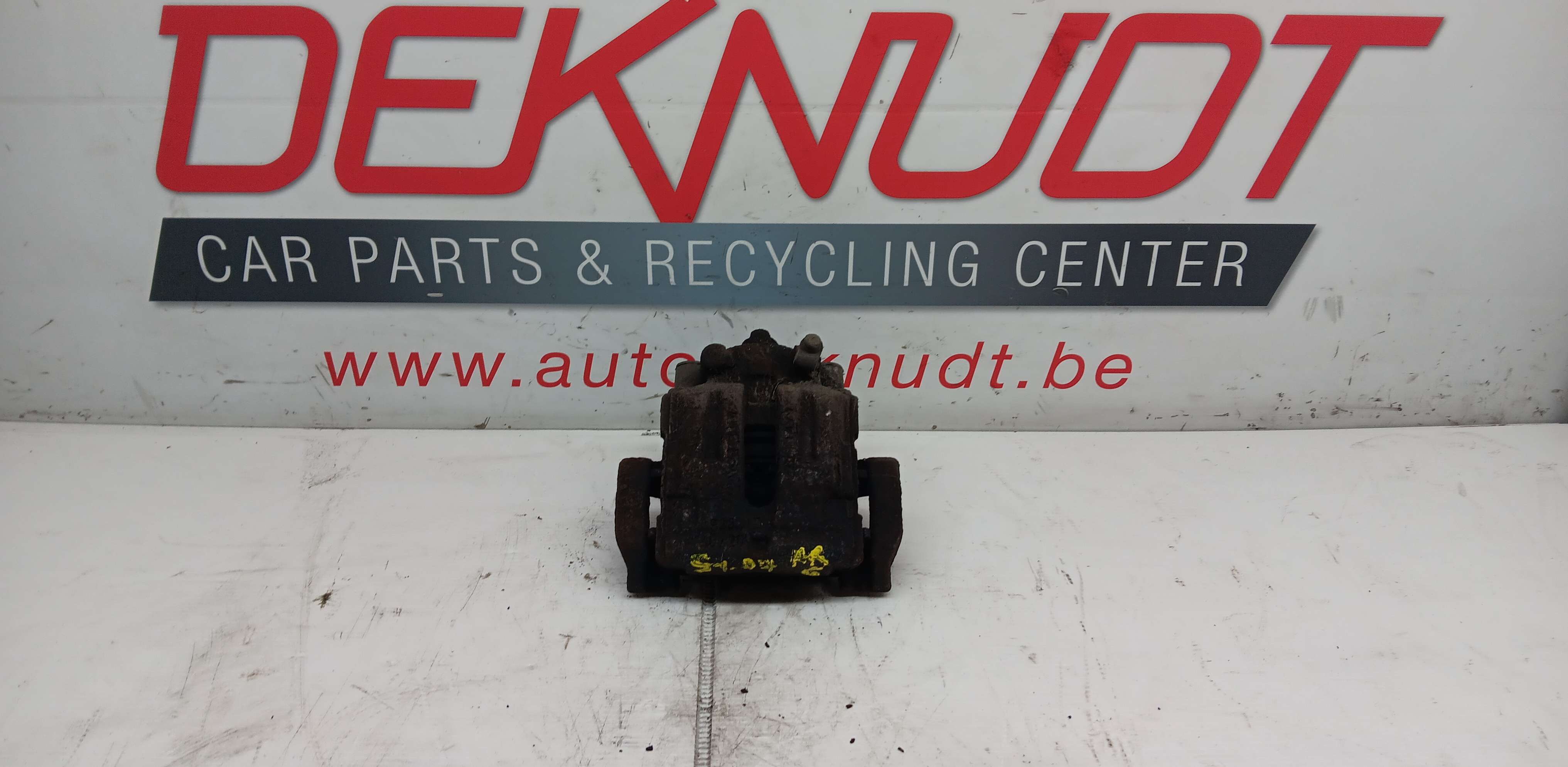 Remschijf links ACHTER Bmw S1 E87 2007 - 11