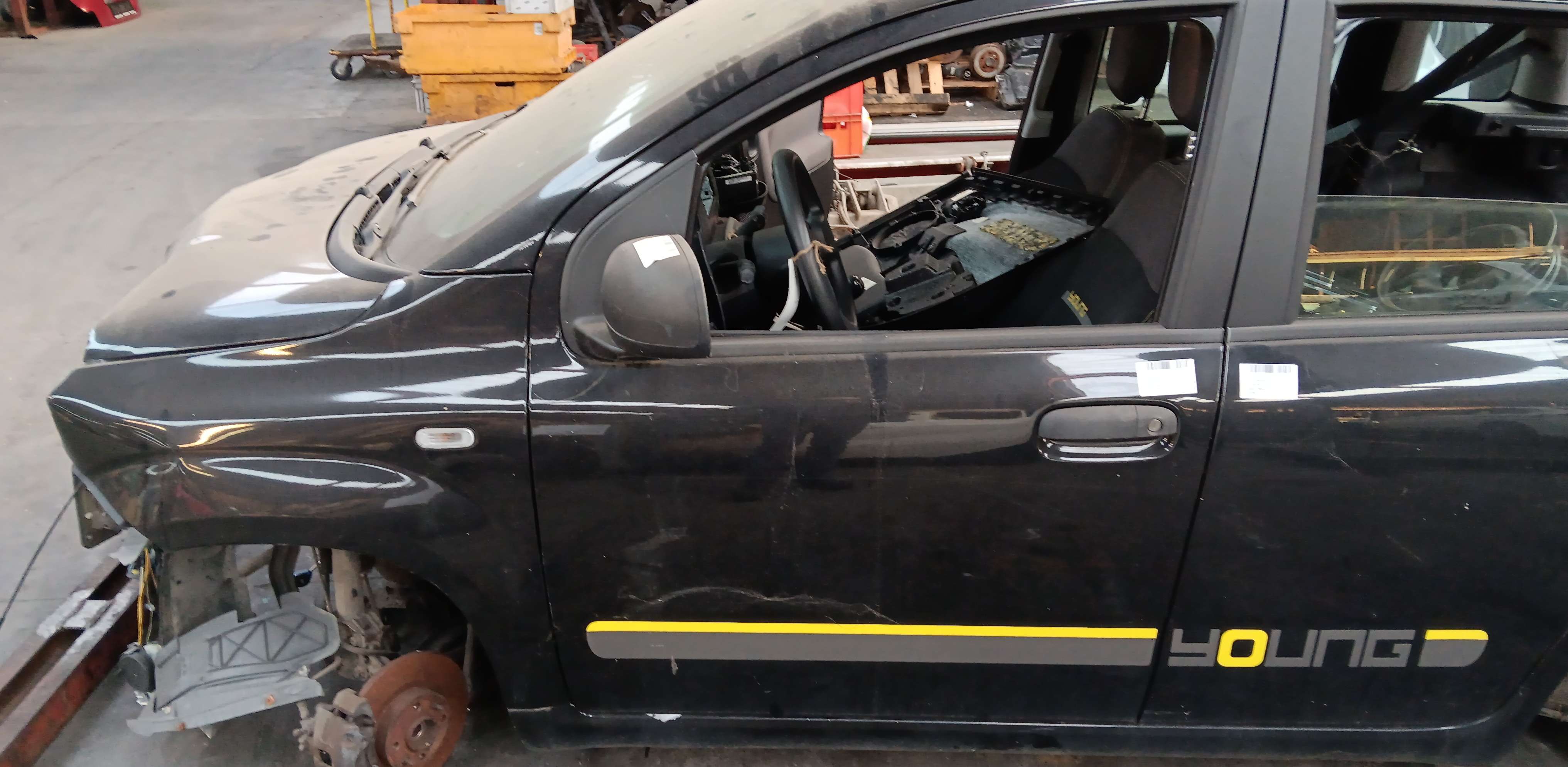 Deur links voor Fiat PANDA III 2012 -