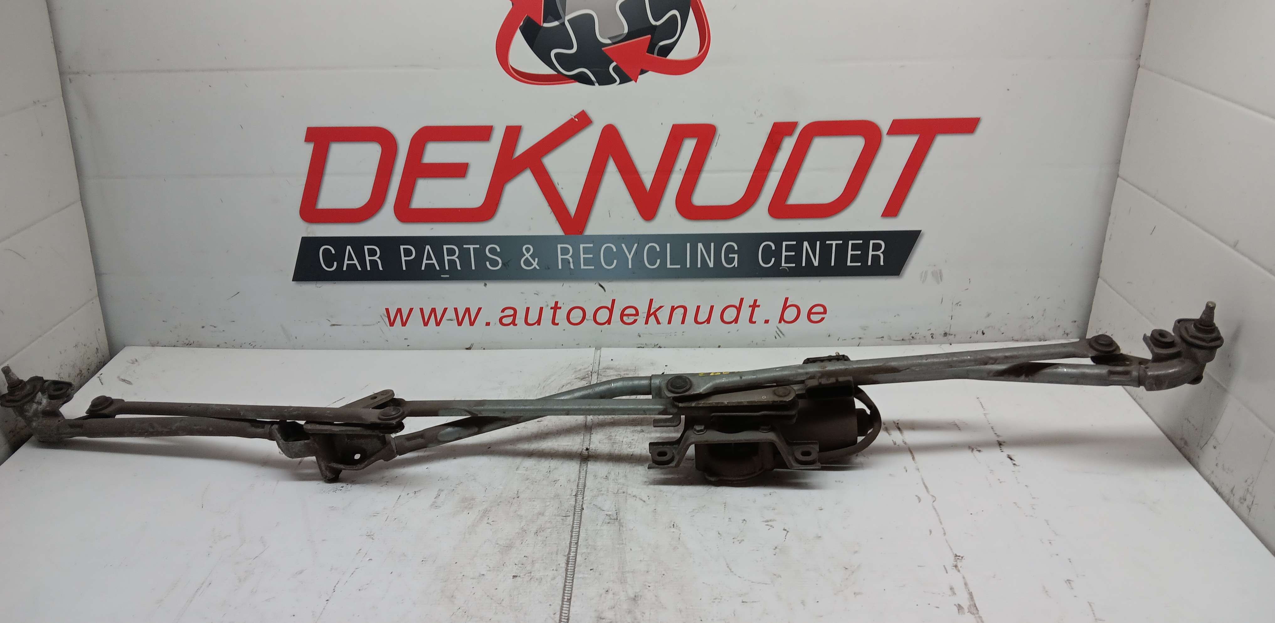 Moteur essui glace avant Opel Zafira