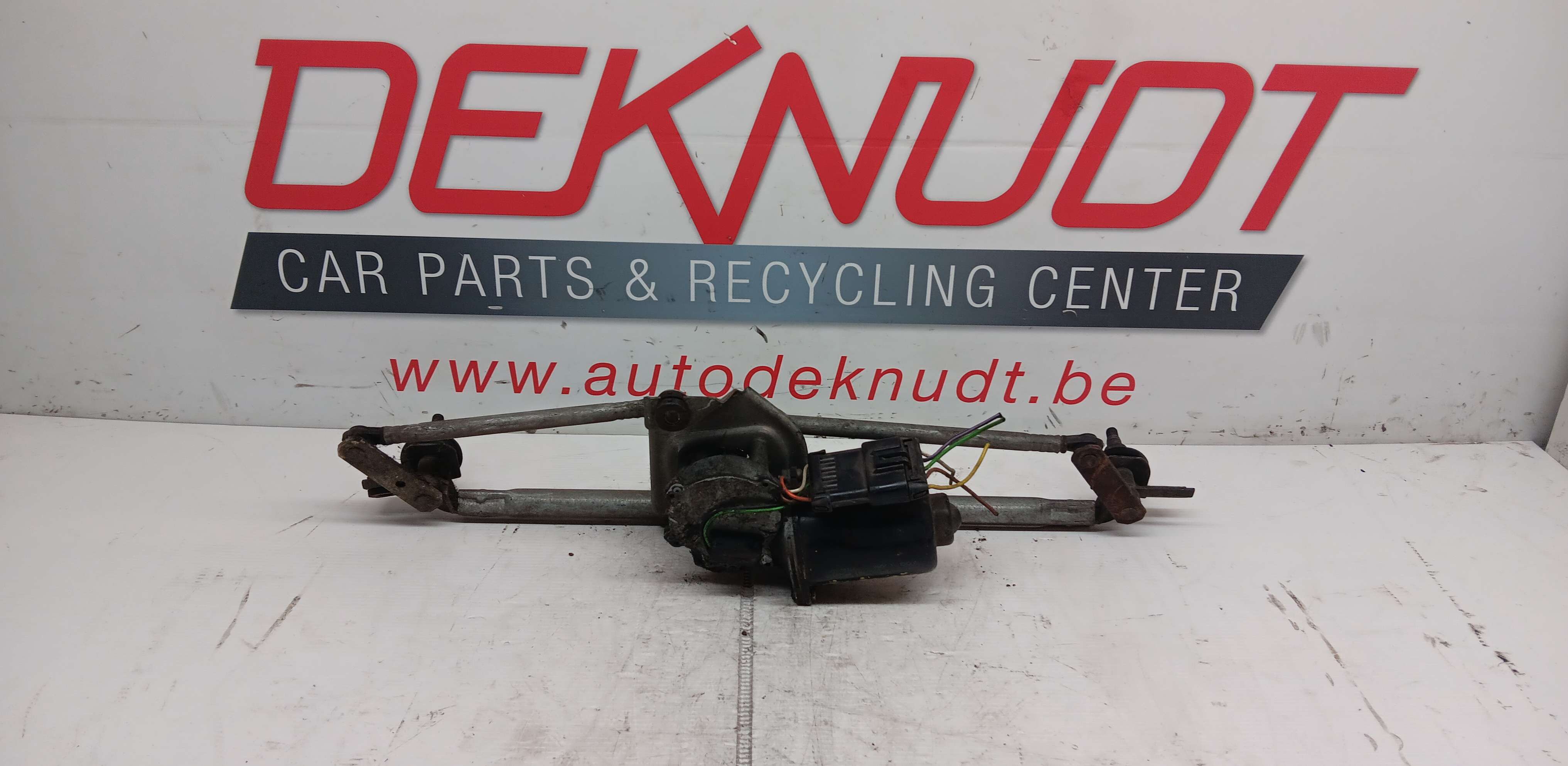 Moteur essui glace avant Opel Tigra